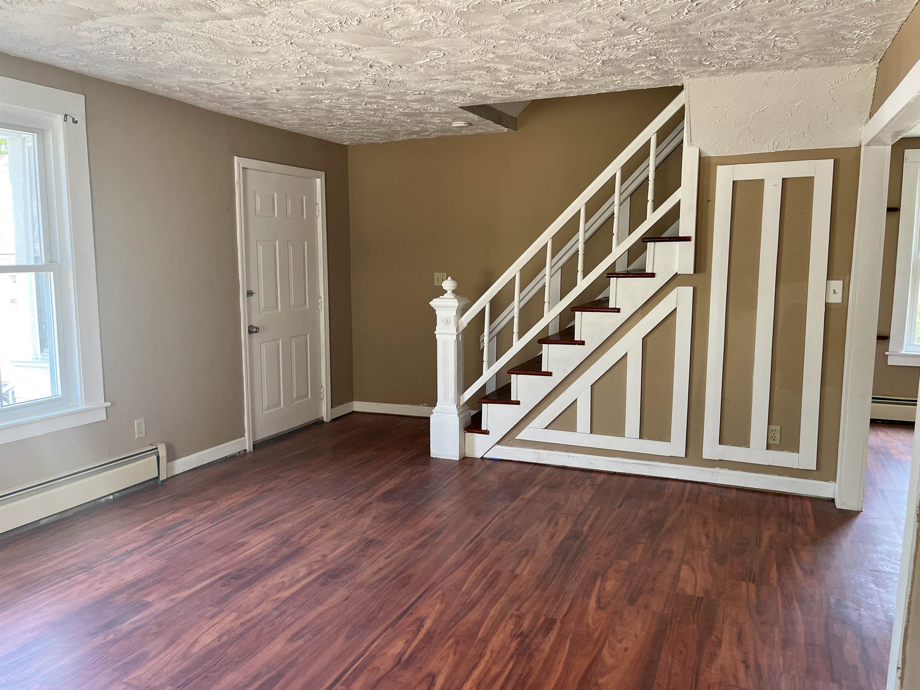46 Amherst Street Property Photo 6