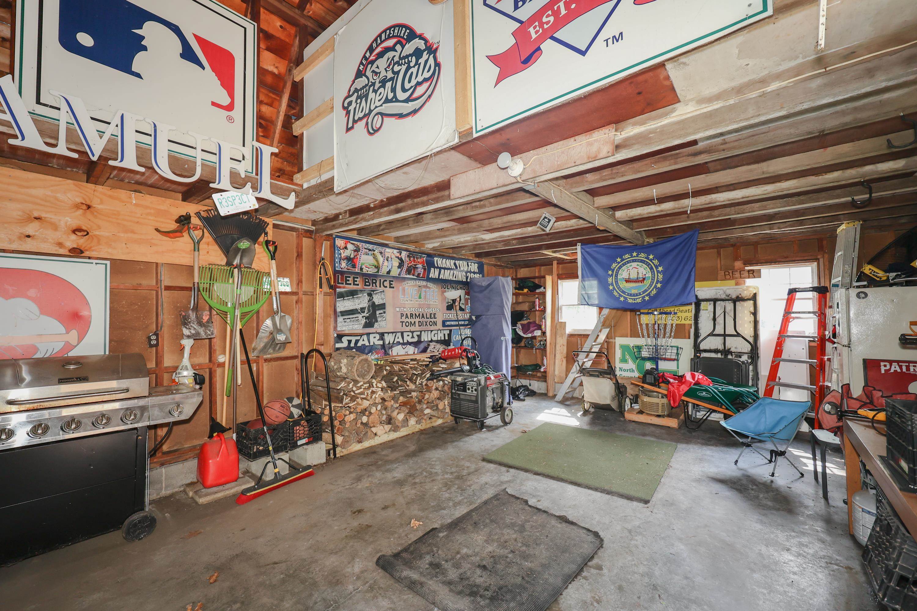 133 Gold Street Property Photo 8