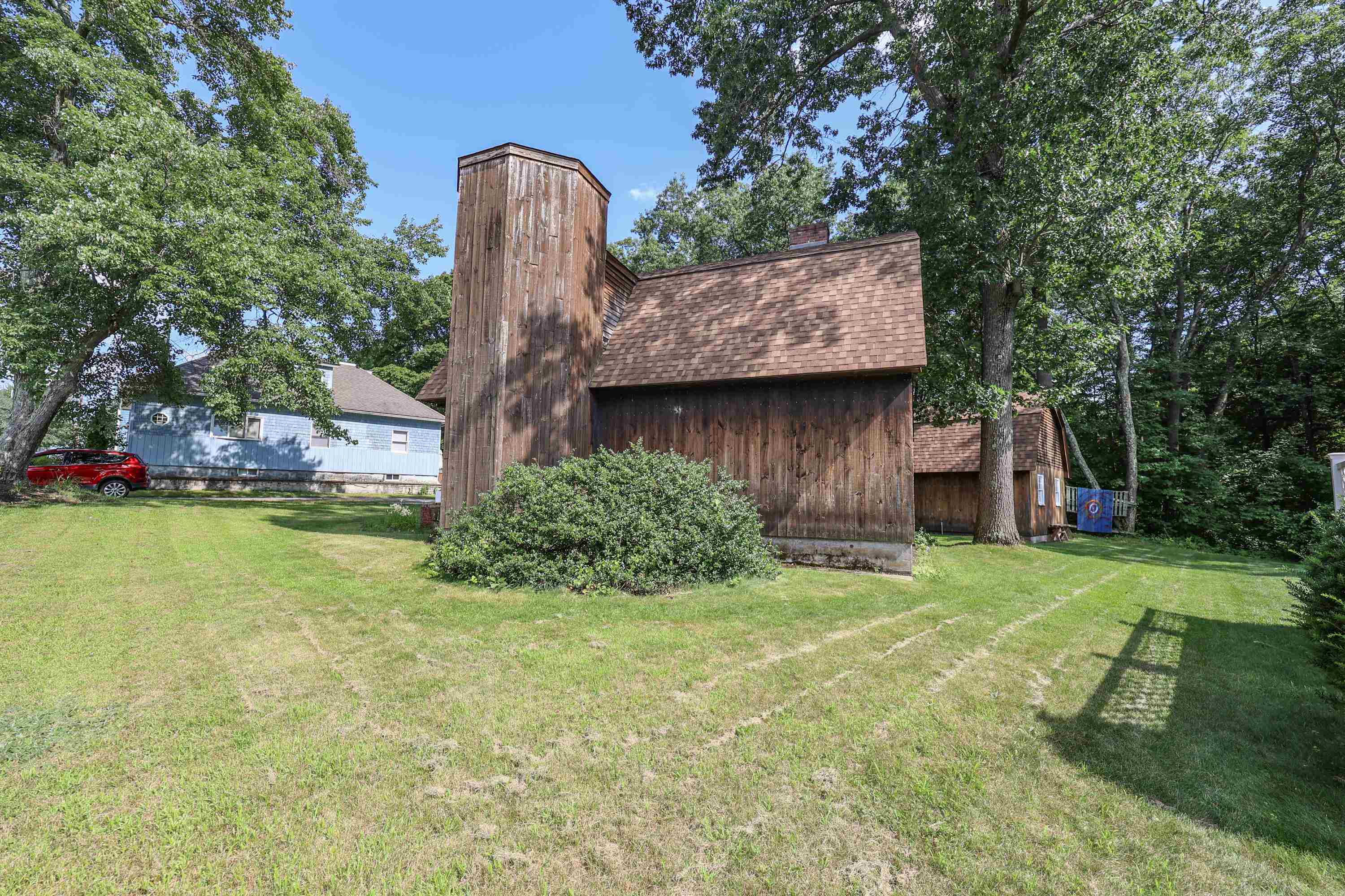 133 Gold Street Property Photo 11