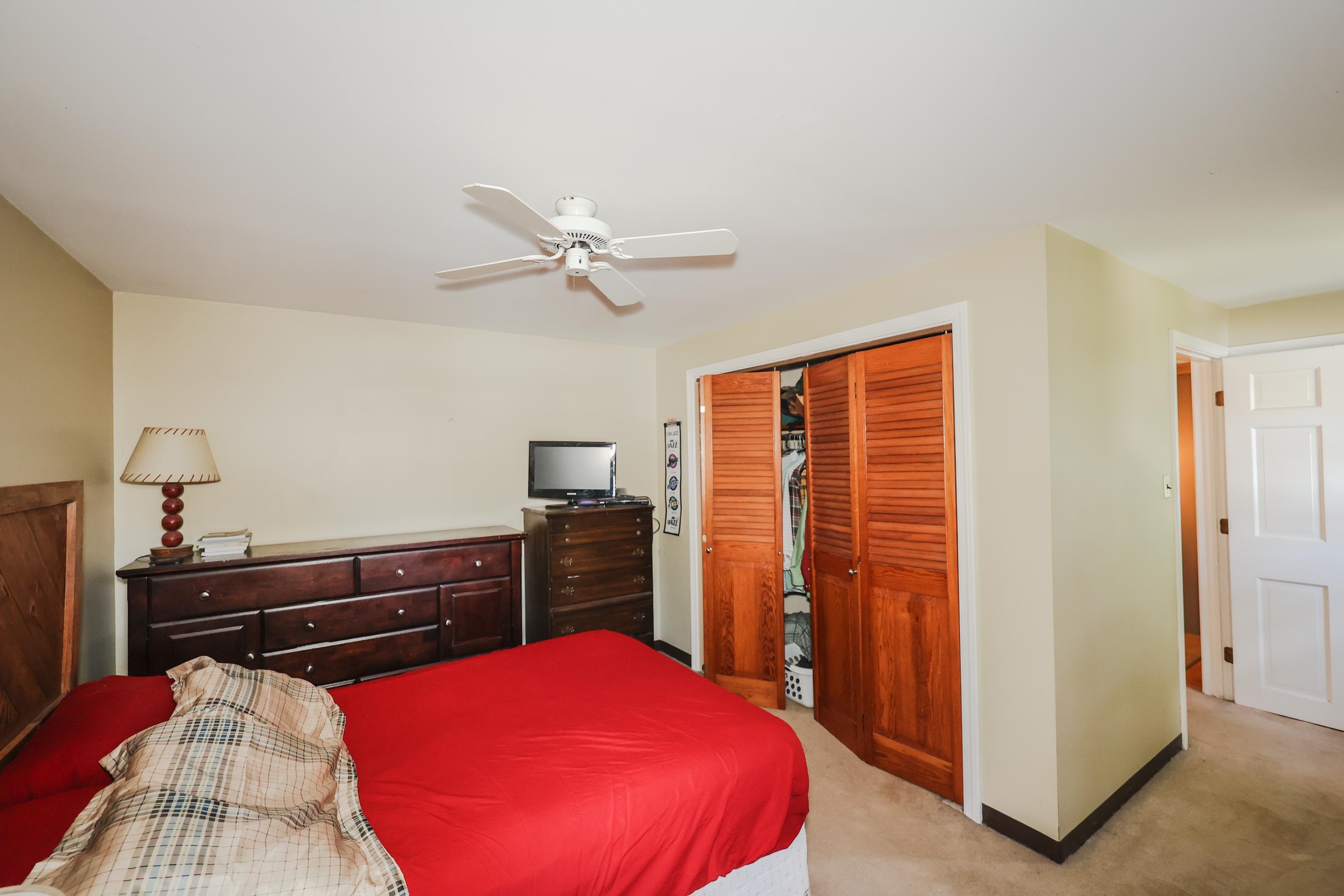 133 Gold Street Property Photo 34