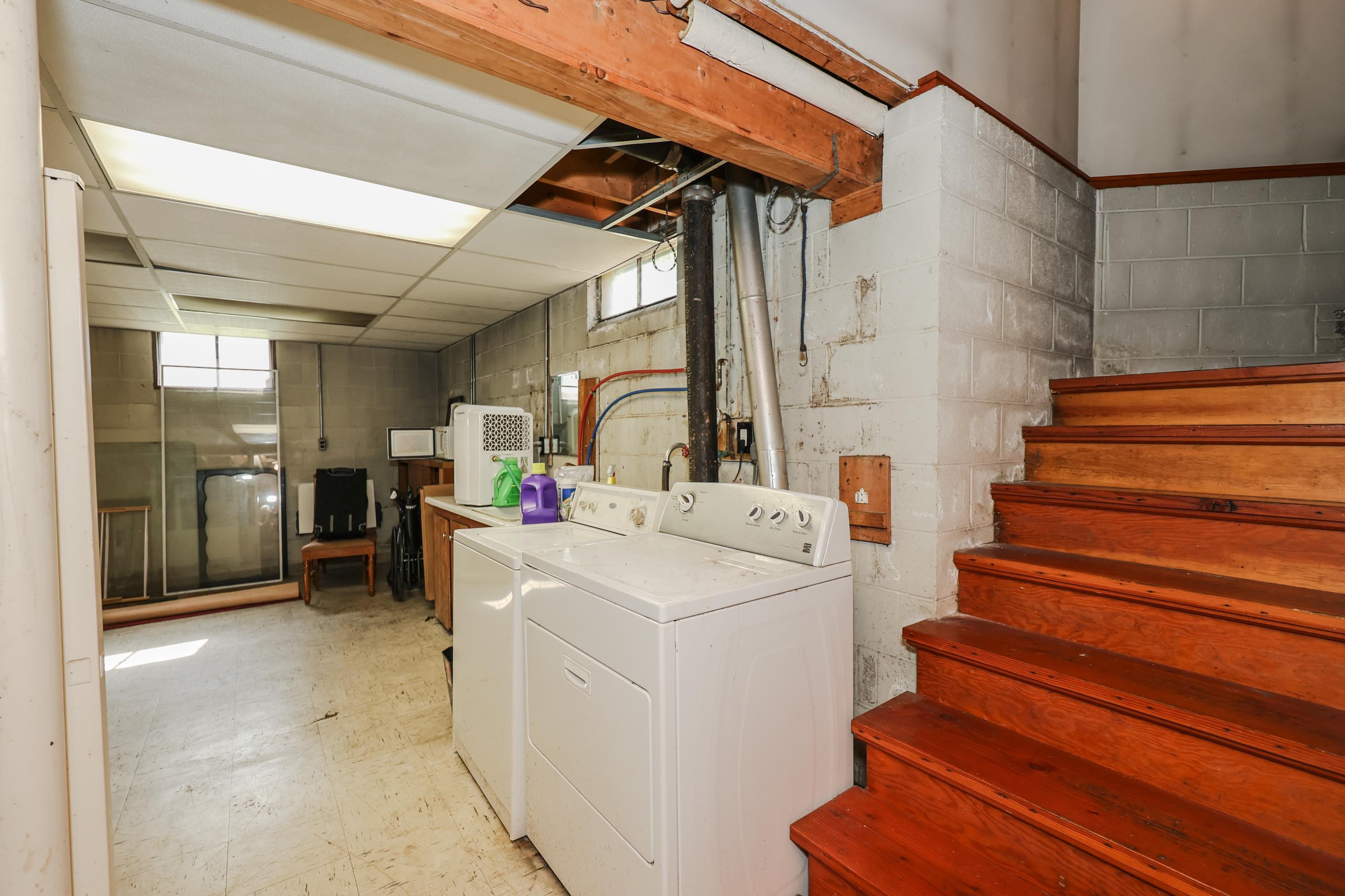 133 Gold Street Property Photo 36
