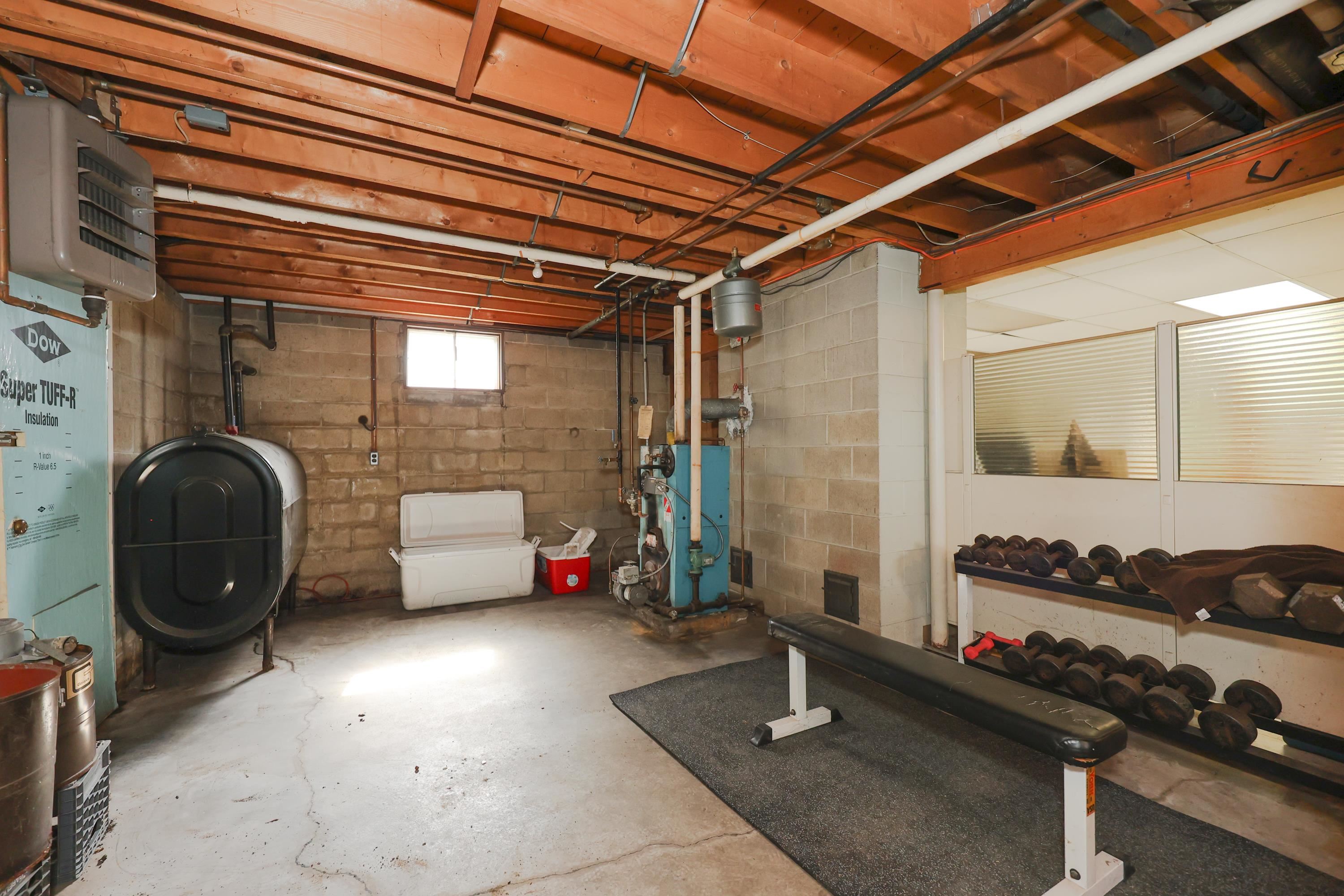 133 Gold Street Property Photo 39