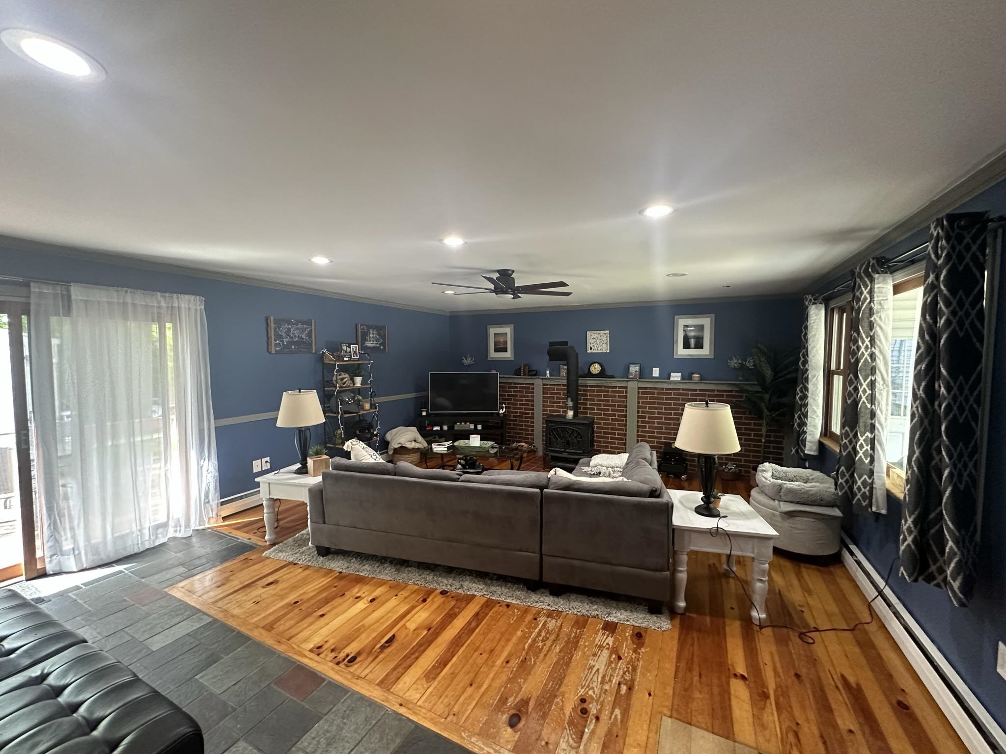11 Chabot Street Property Photo 4