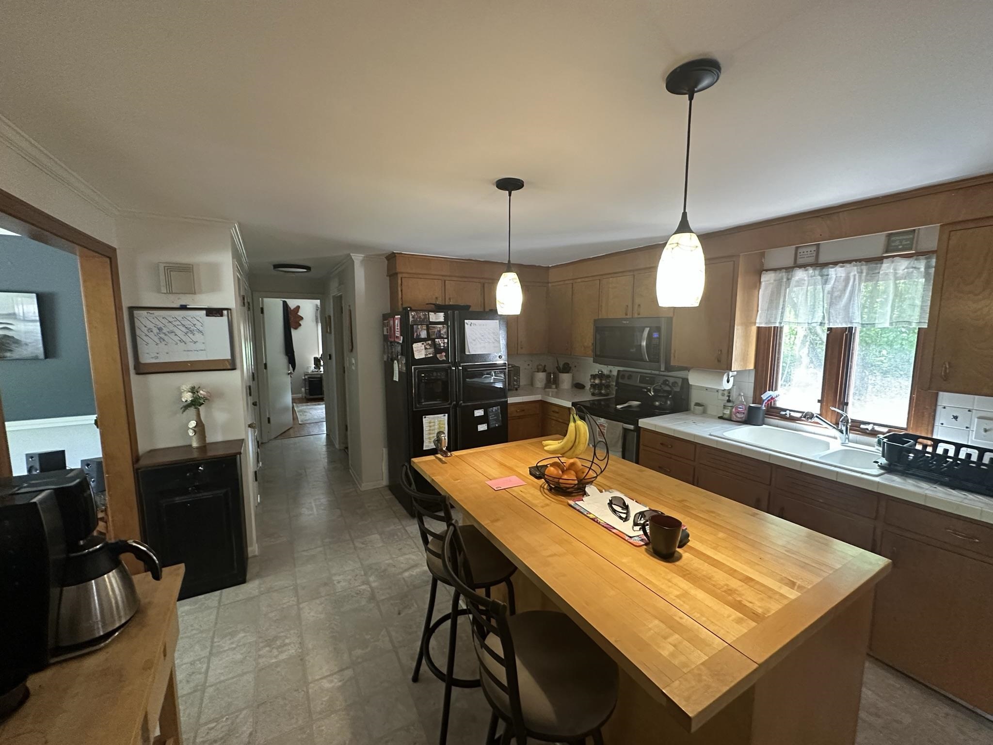 11 Chabot Street Property Photo 5