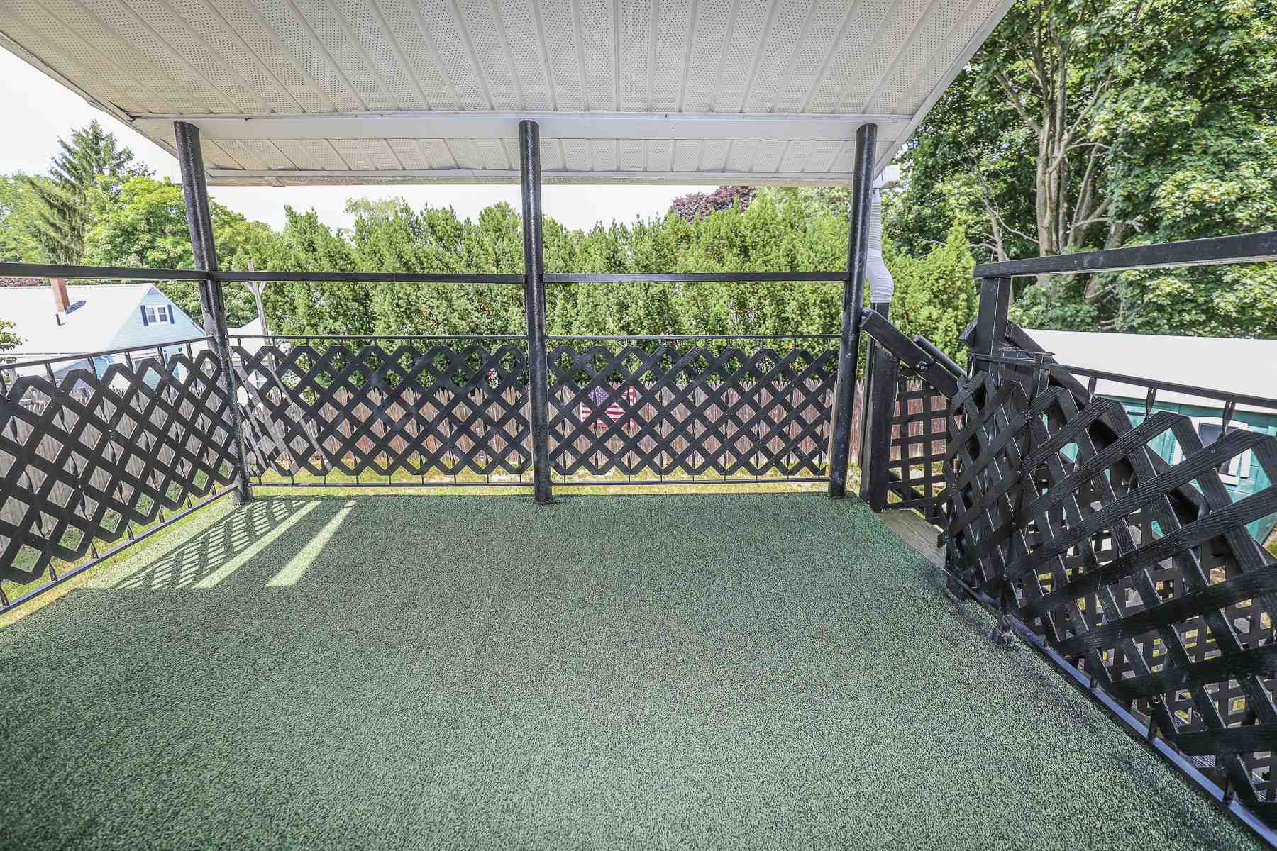 25 South Gray Street Property Photo 4