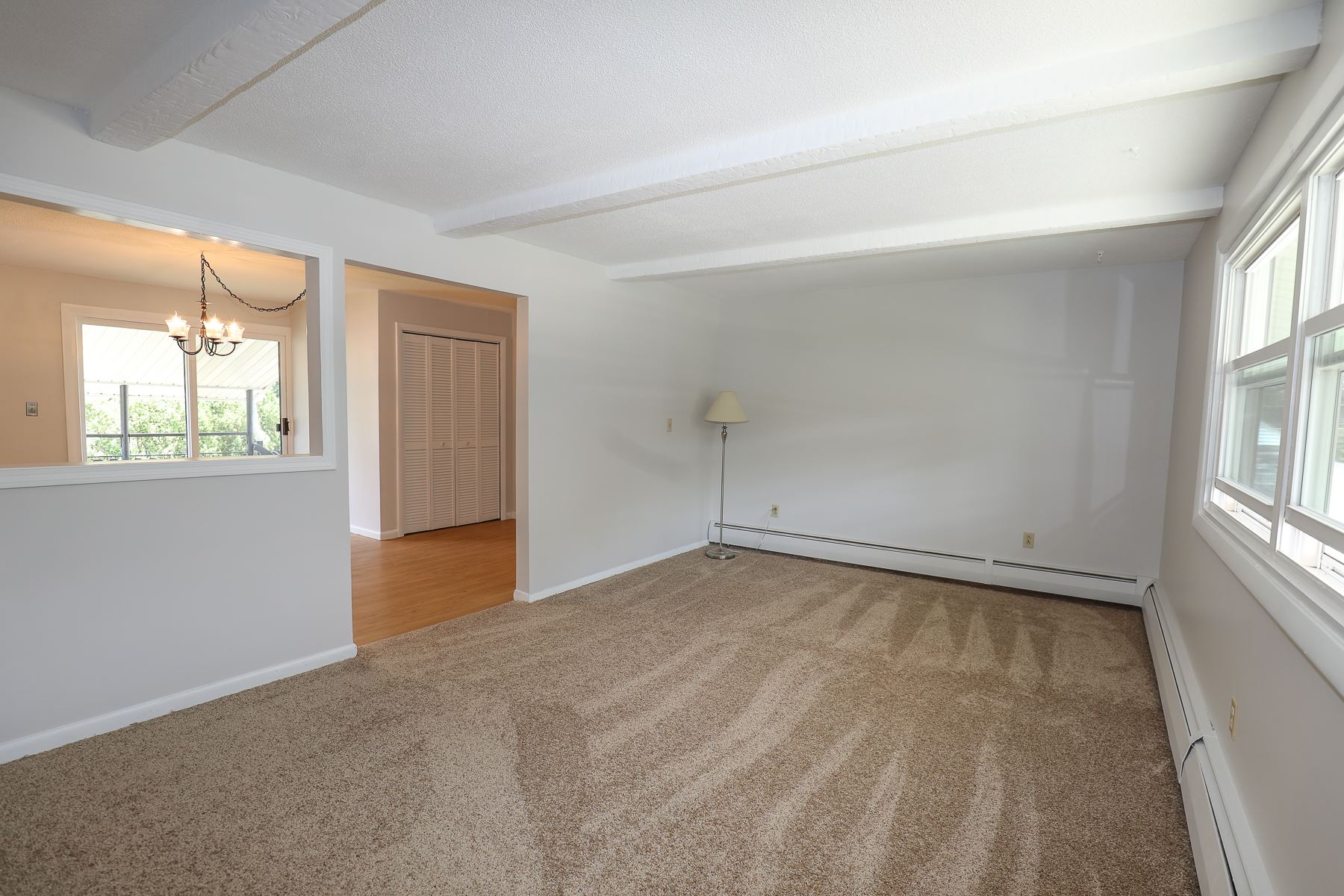25 South Gray Street Property Photo 8