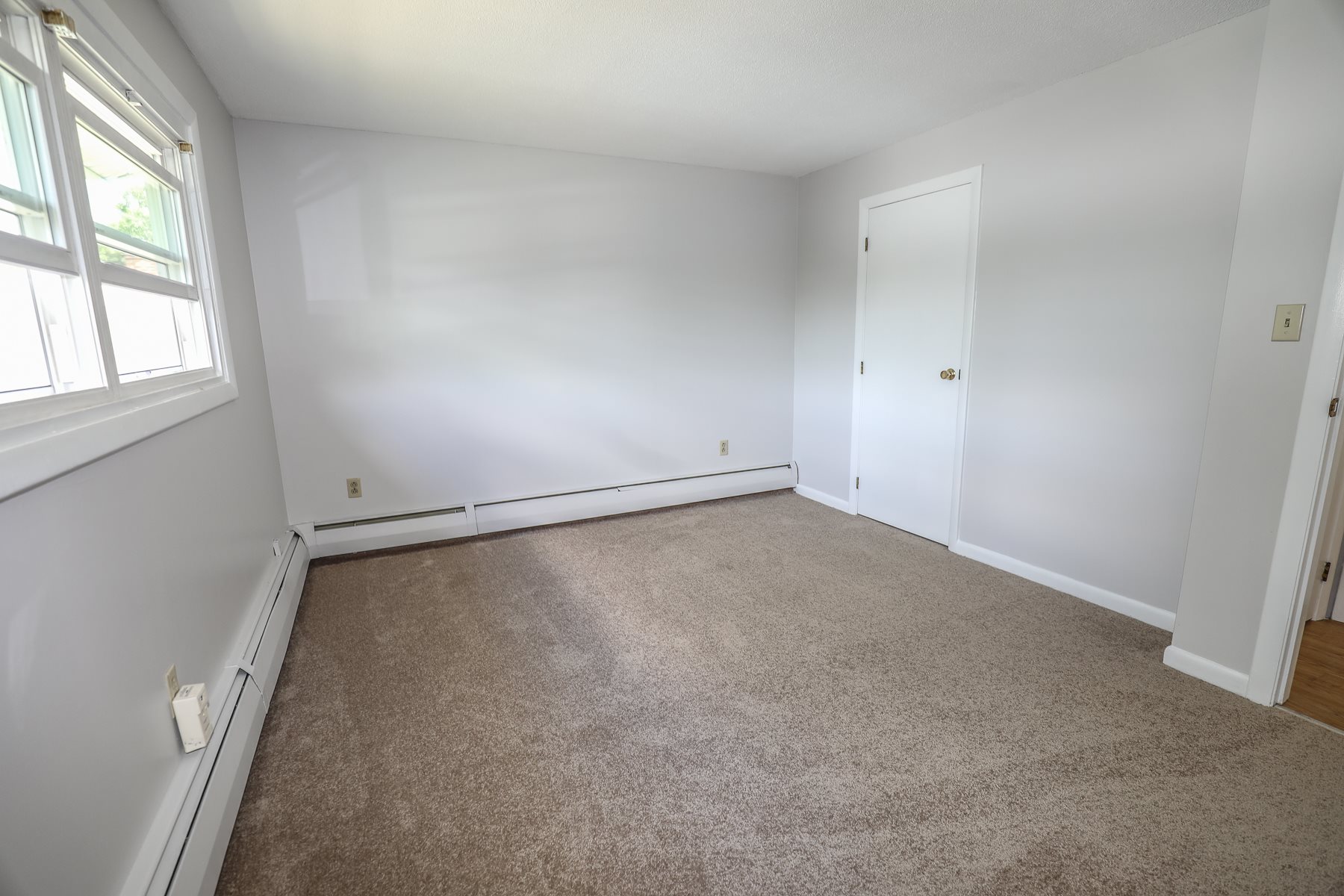 25 South Gray Street Property Photo 13