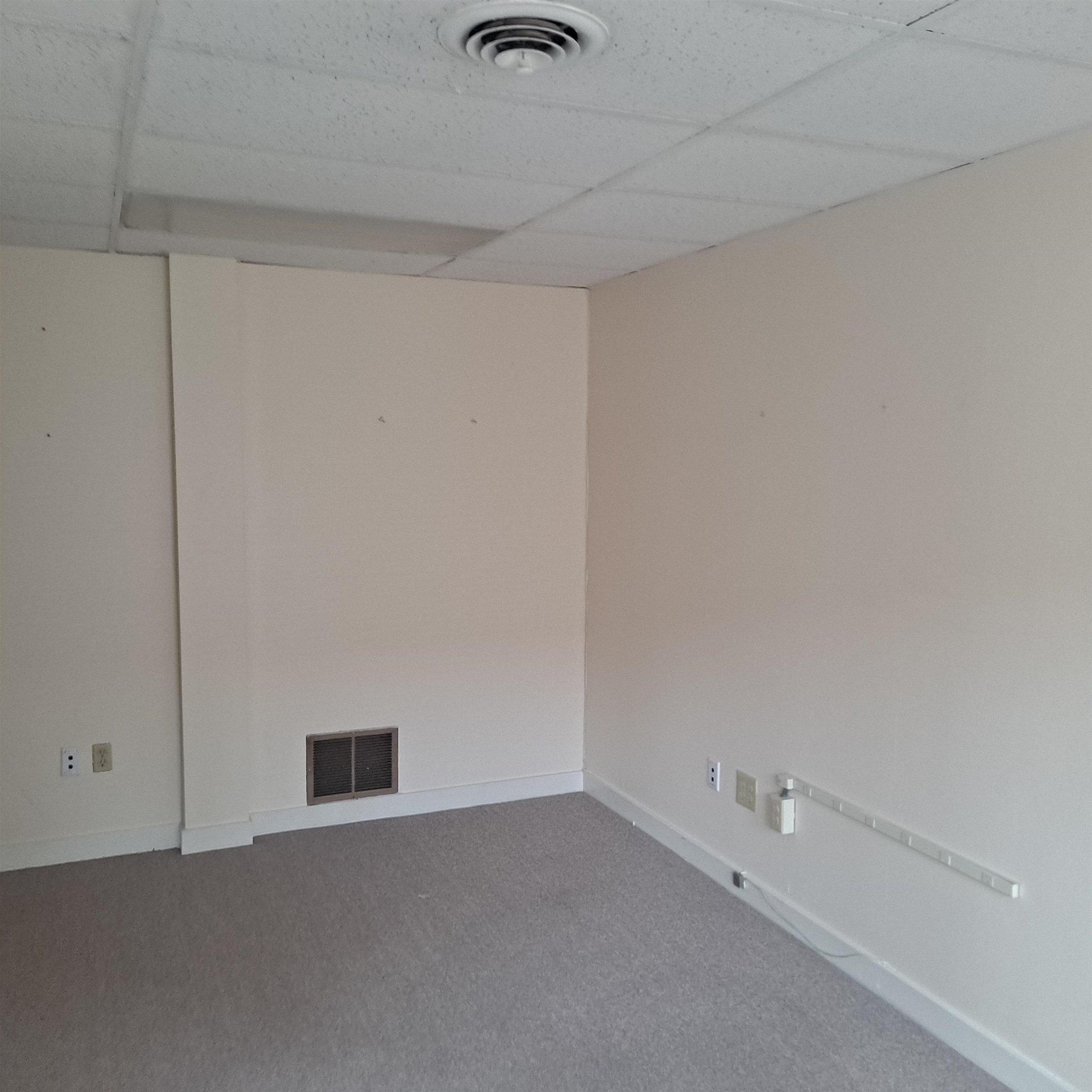 1 Elm Street Property Photo 5