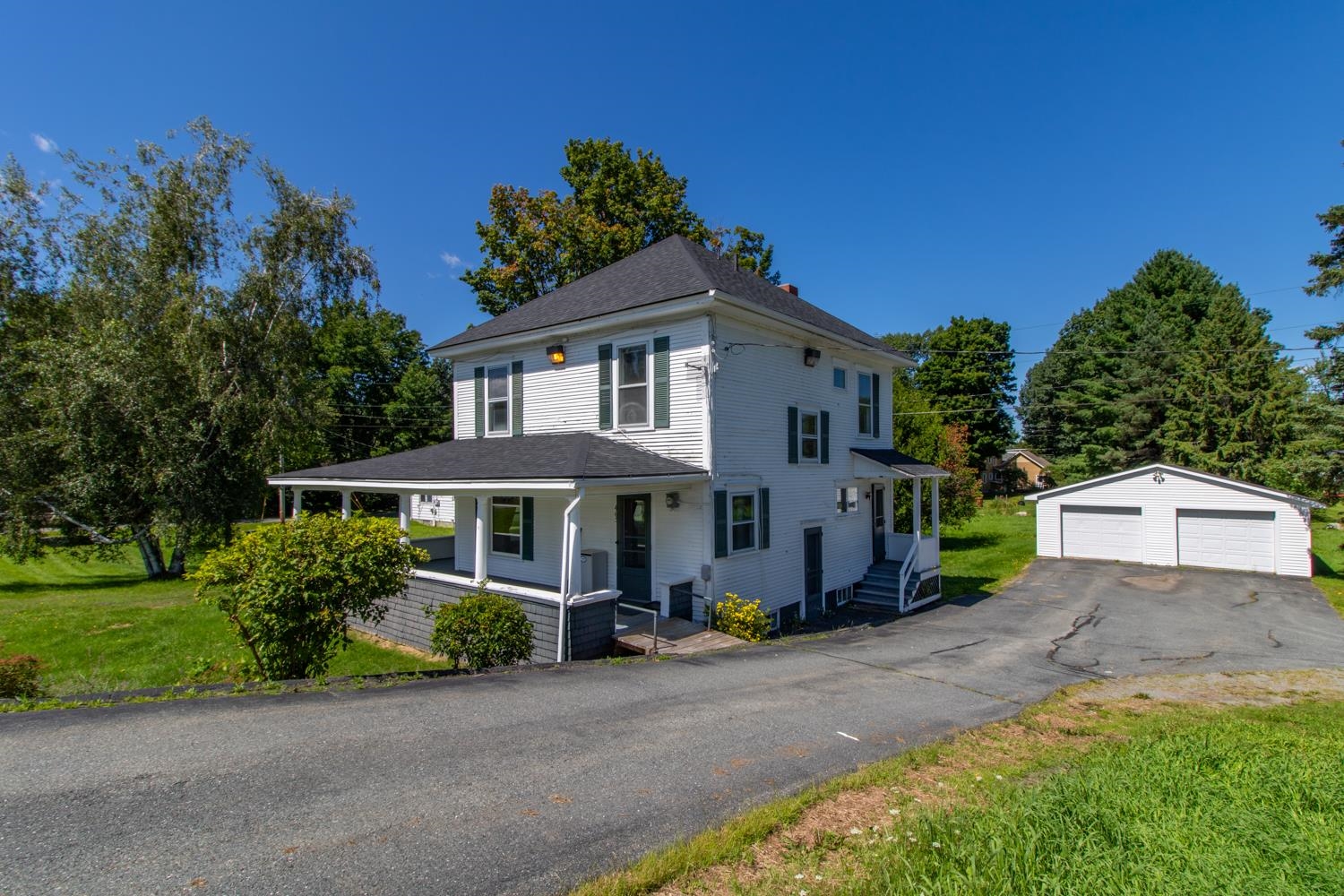 465 Caswell Avenue Property Photo