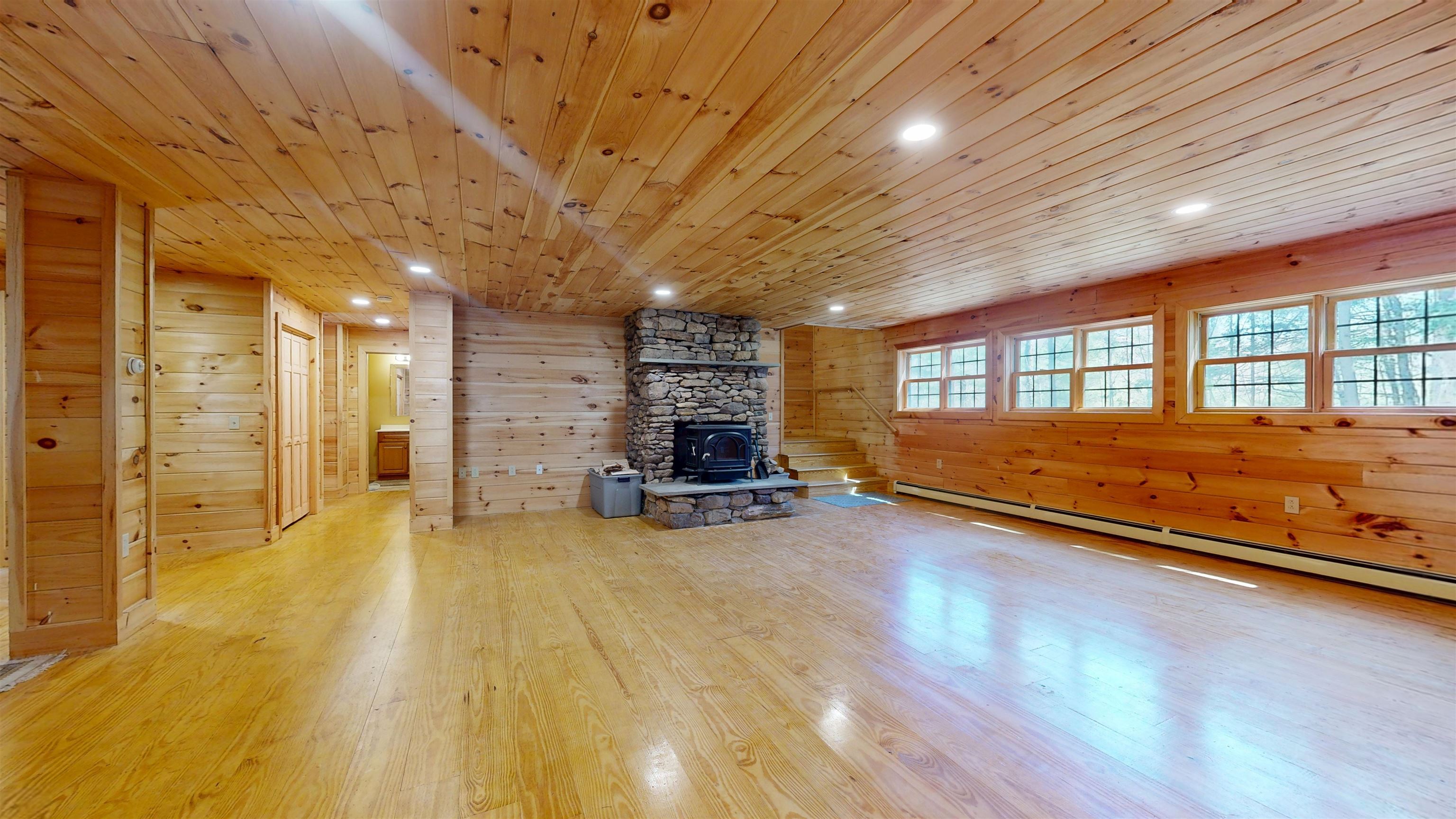 1745 Roosevelt Highway Property Photo 10