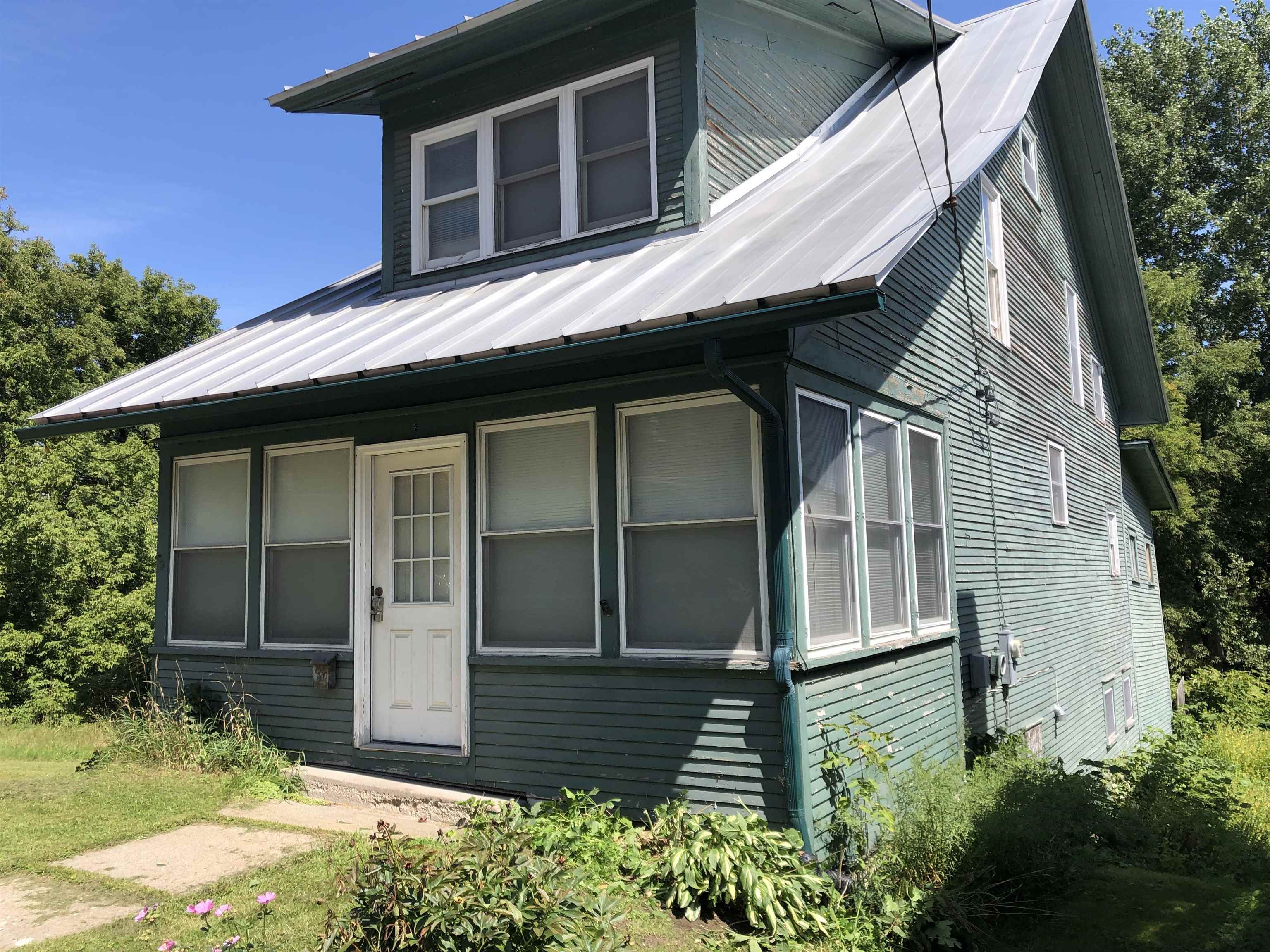 9 Troy Street Property Photo 2