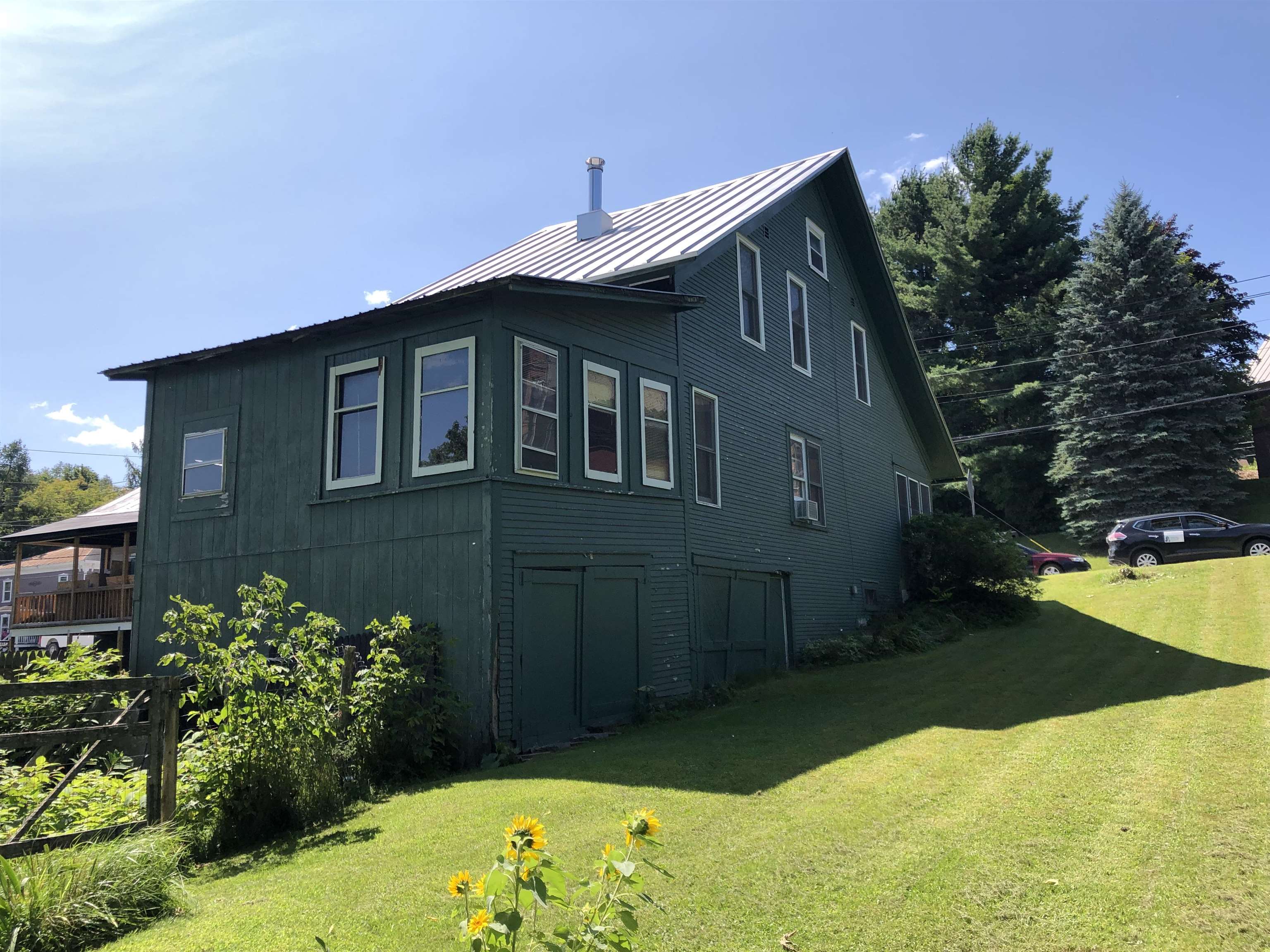 9 Troy Street Property Photo 3