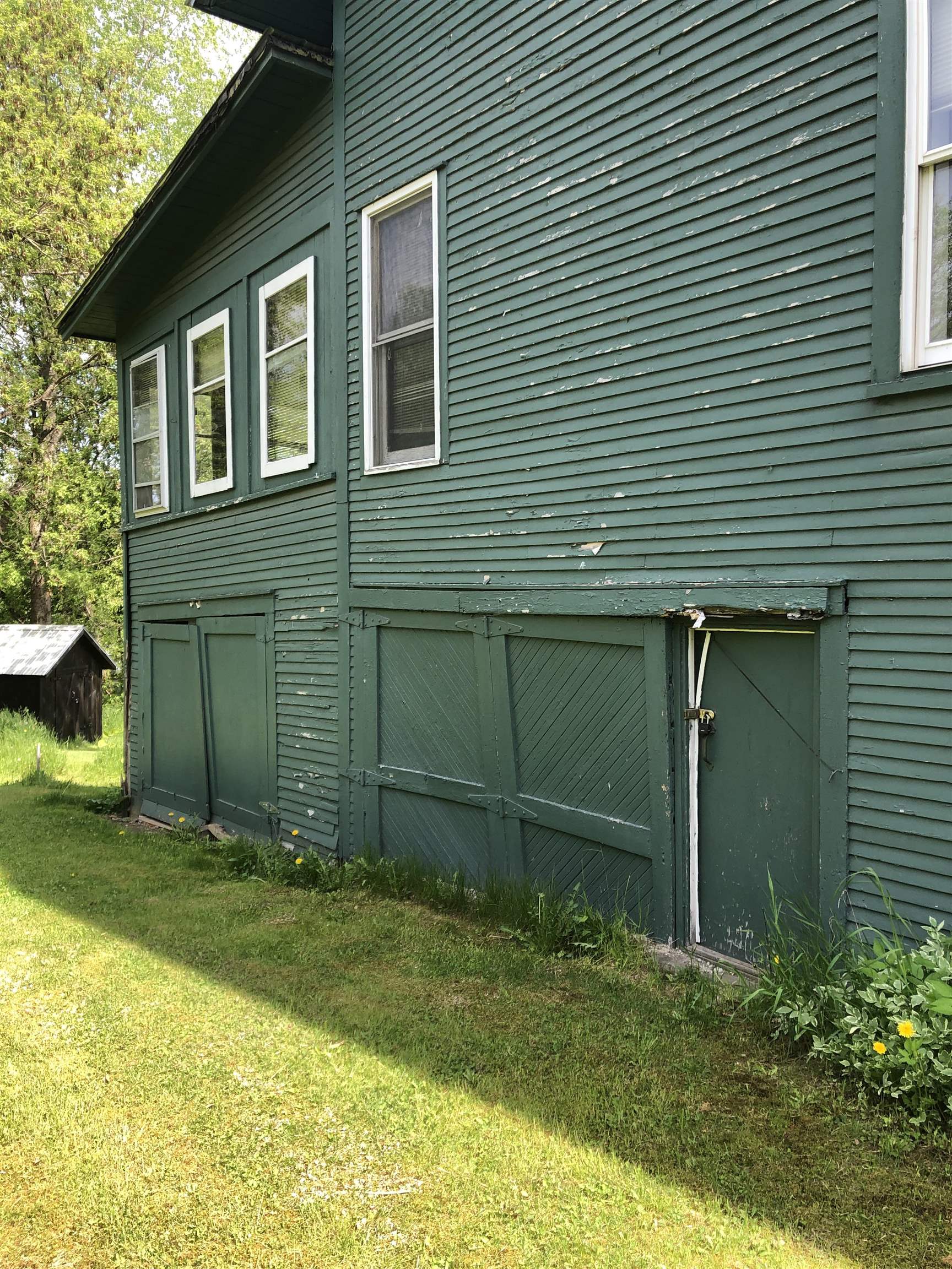 9 Troy Street Property Photo 4