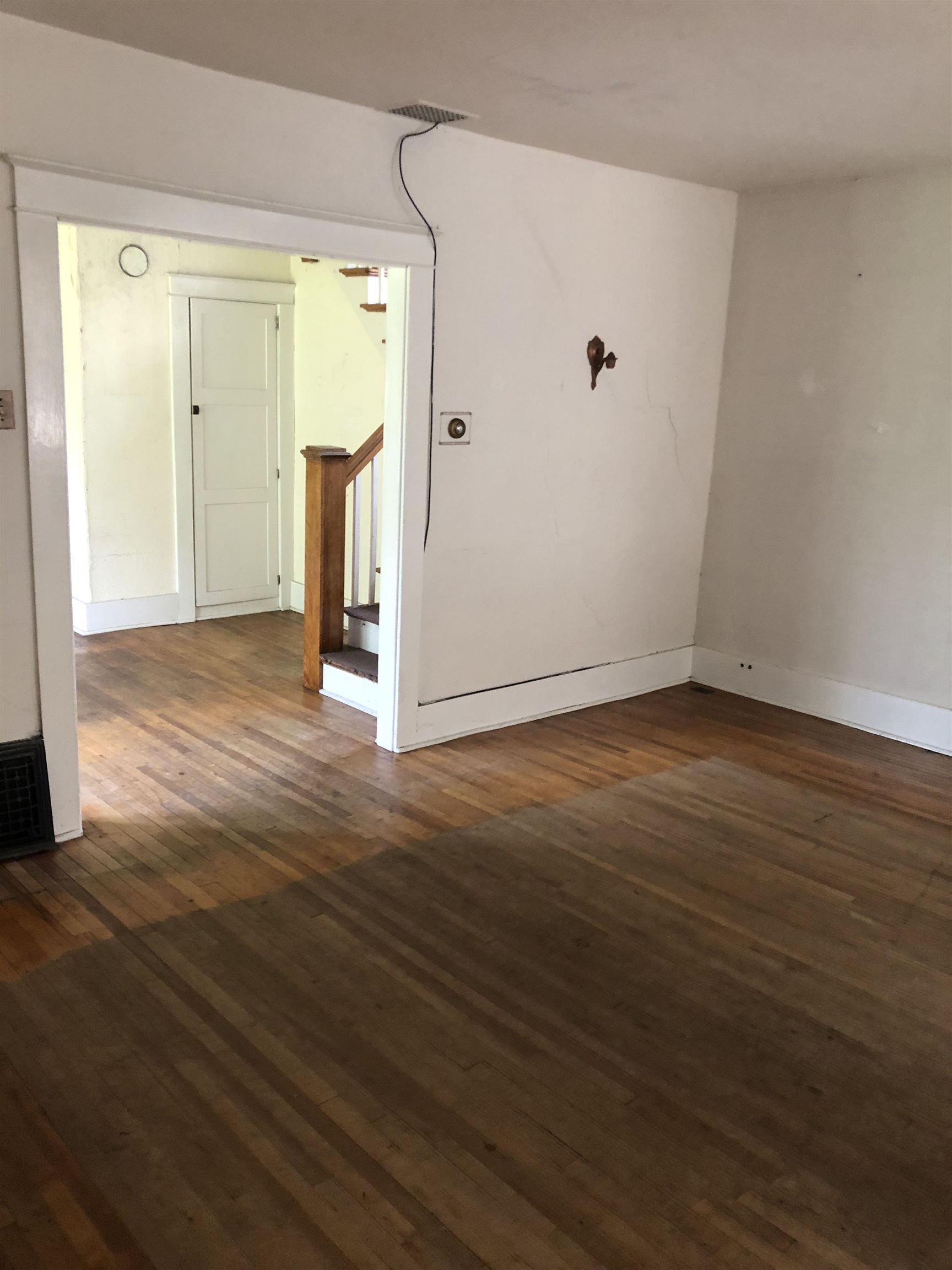9 Troy Street Property Photo 6