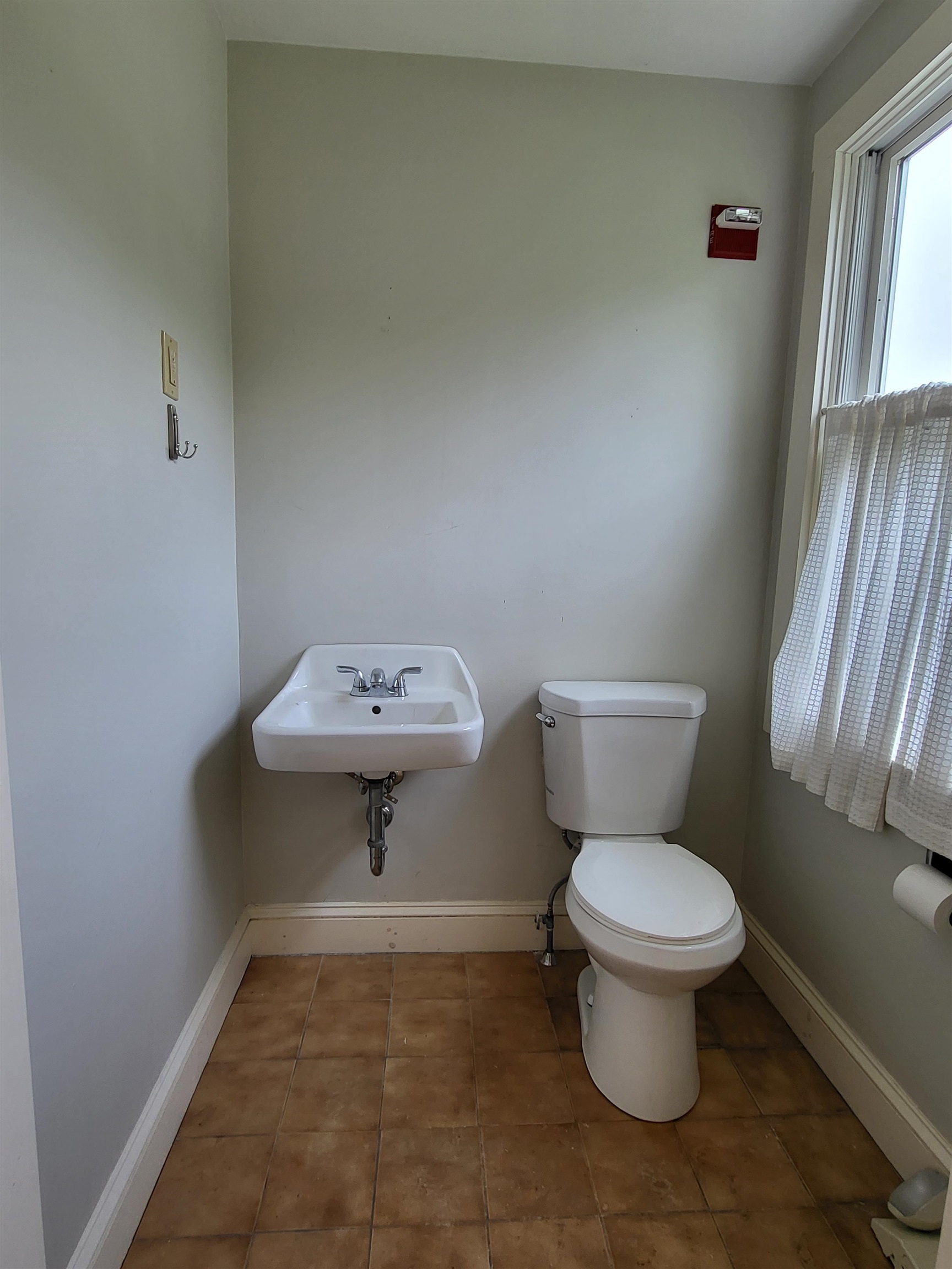 150 Lafayette Road Property Photo 7