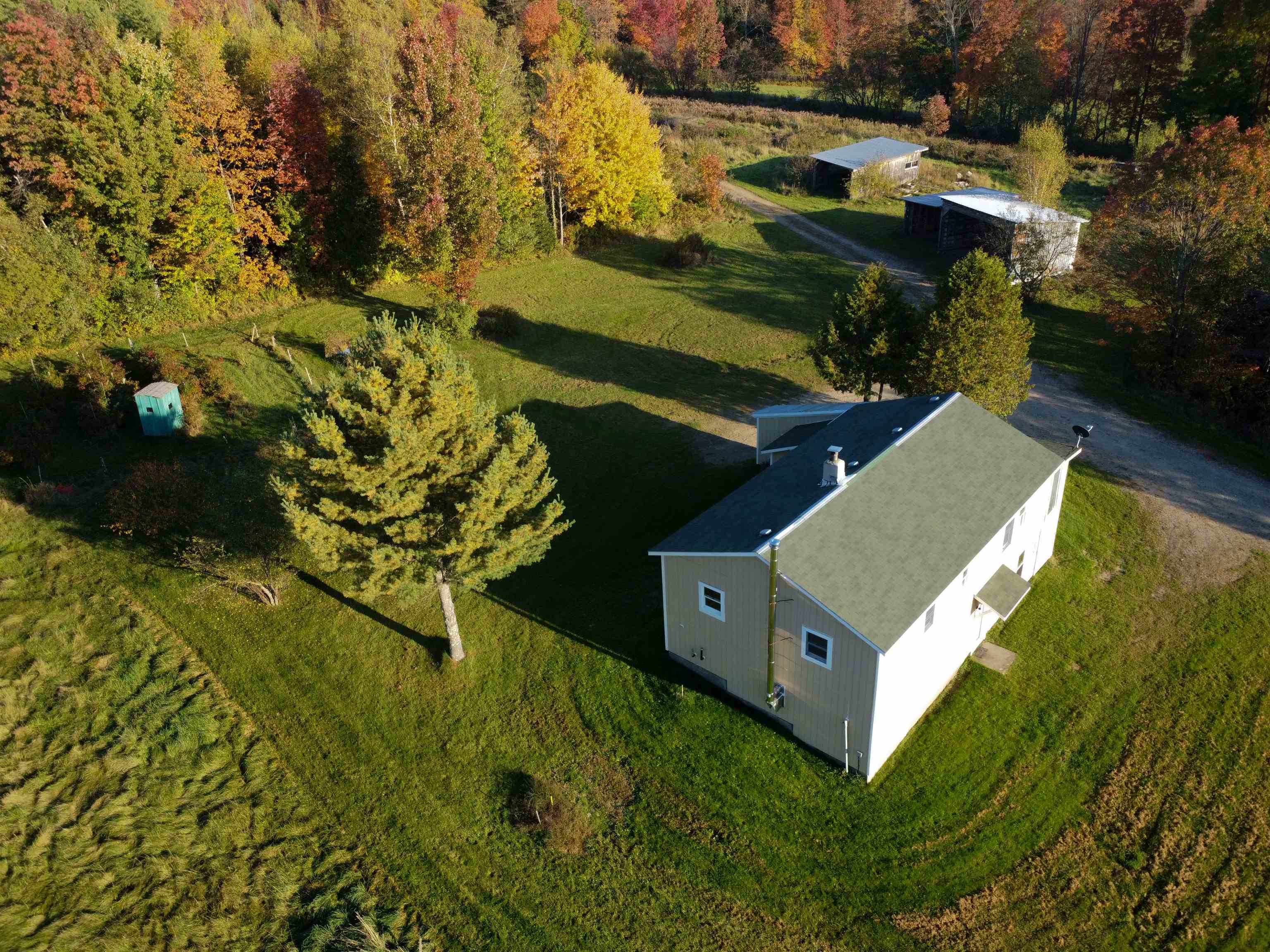 374 Browns Hill Road Property Photo 4