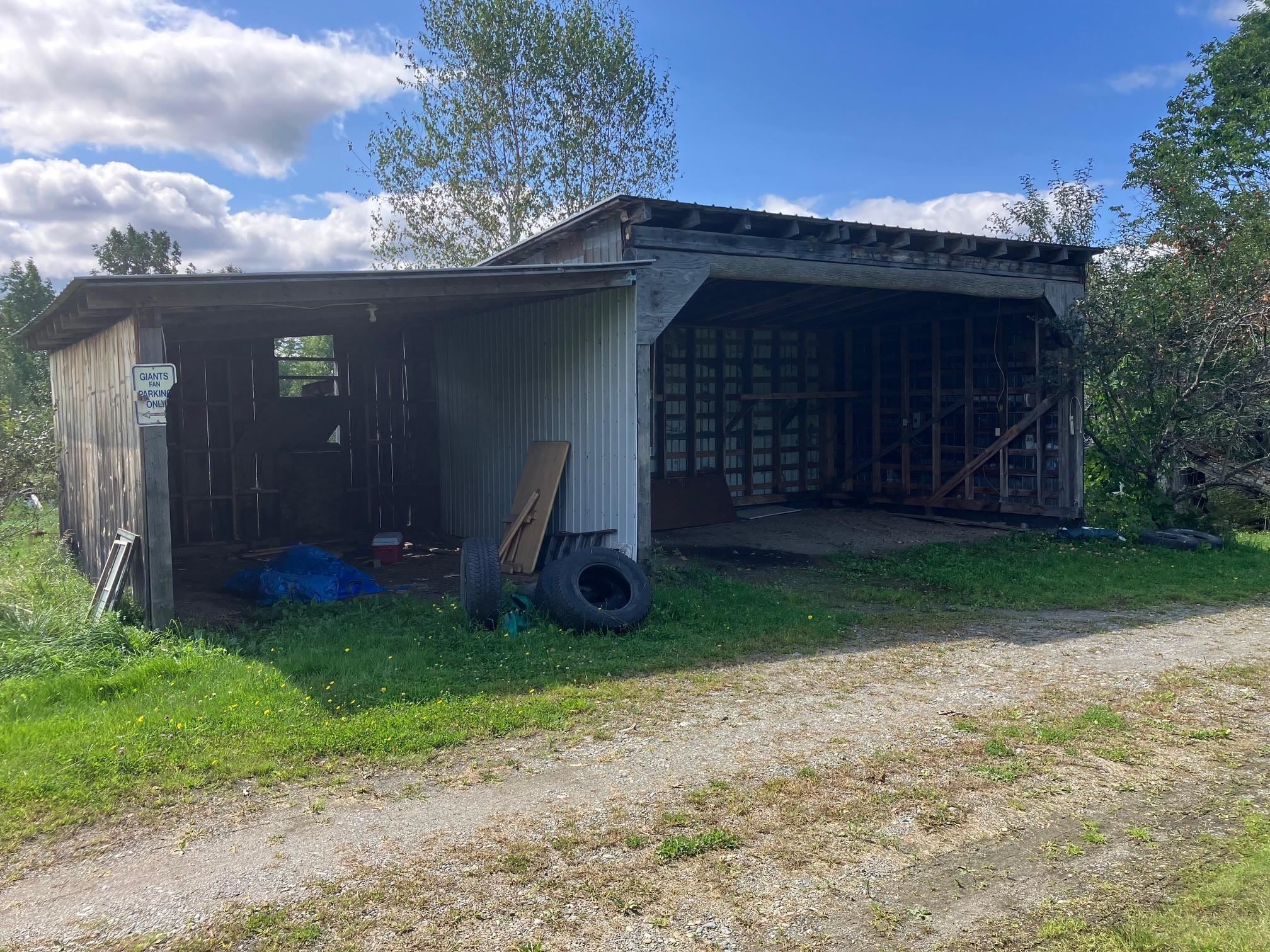 374 Browns Hill Road Property Photo 12