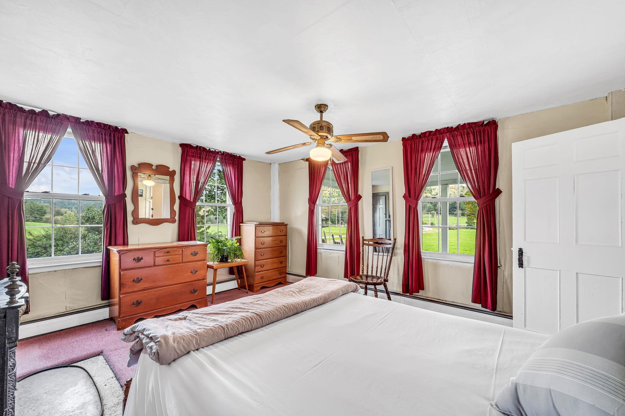 36 Woffenden Road Property Photo 15