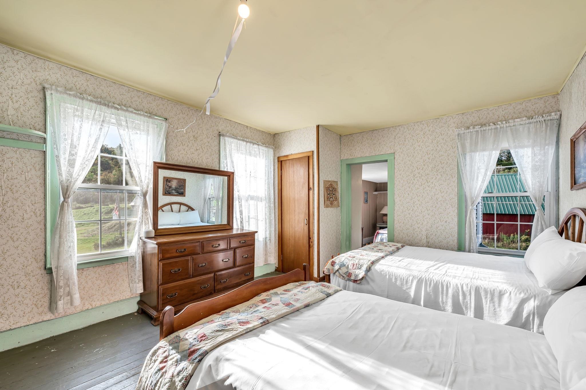 36 Woffenden Road Property Photo 21