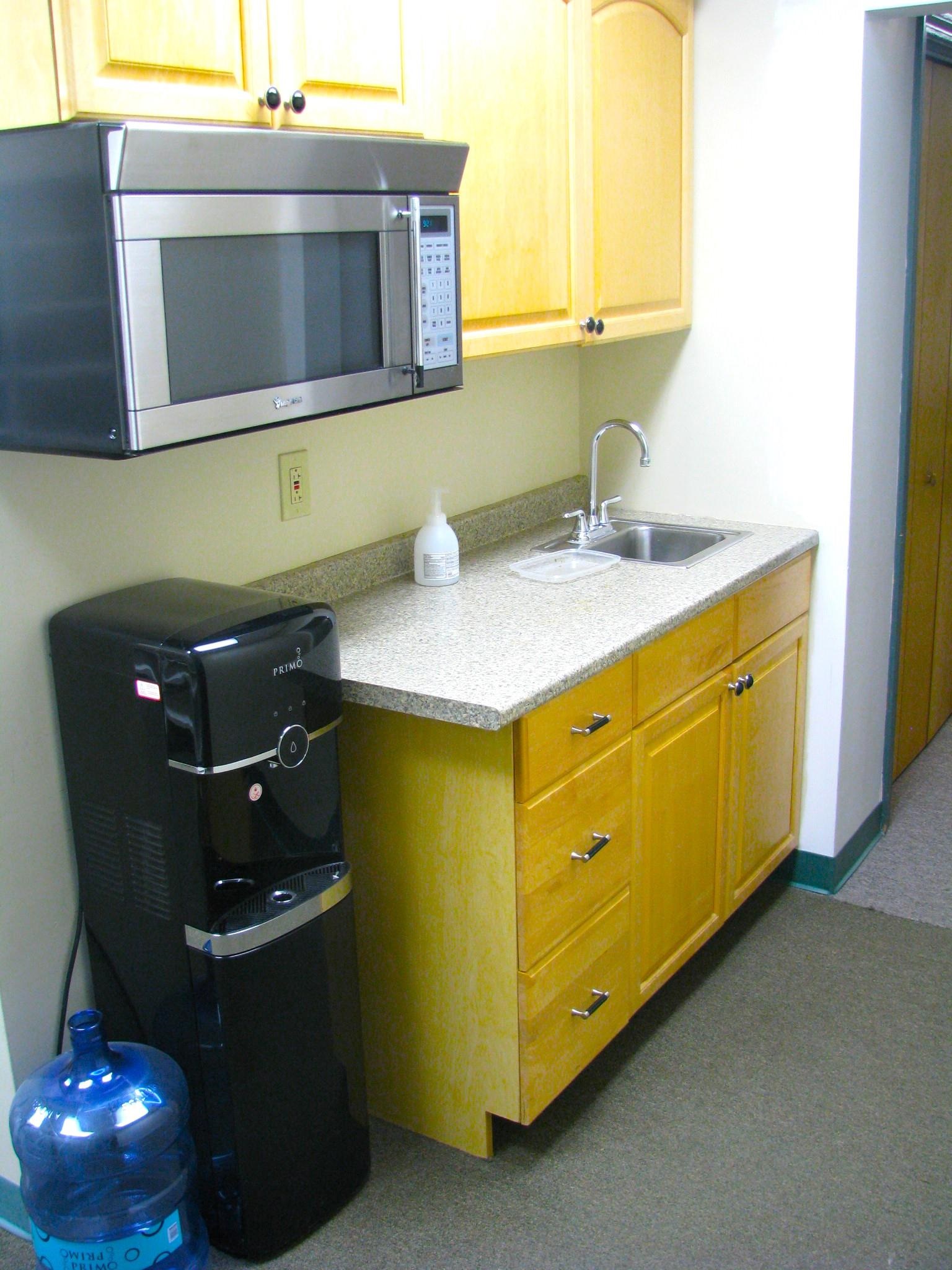 8 Merrill Industrial Drive Property Photo 10