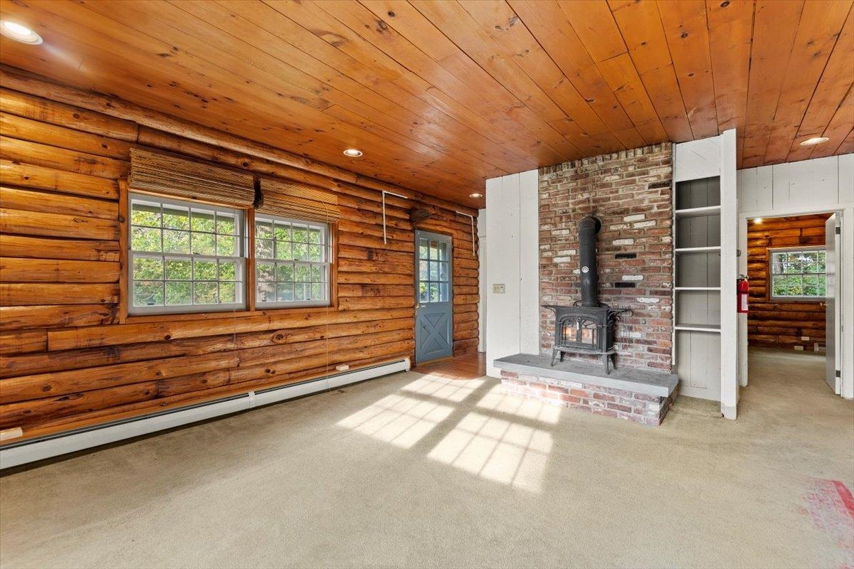 1638 Depot Street Property Photo 5