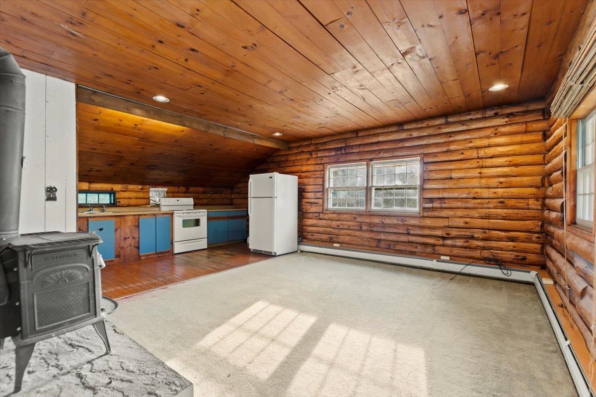 1638 Depot Street Property Photo 7
