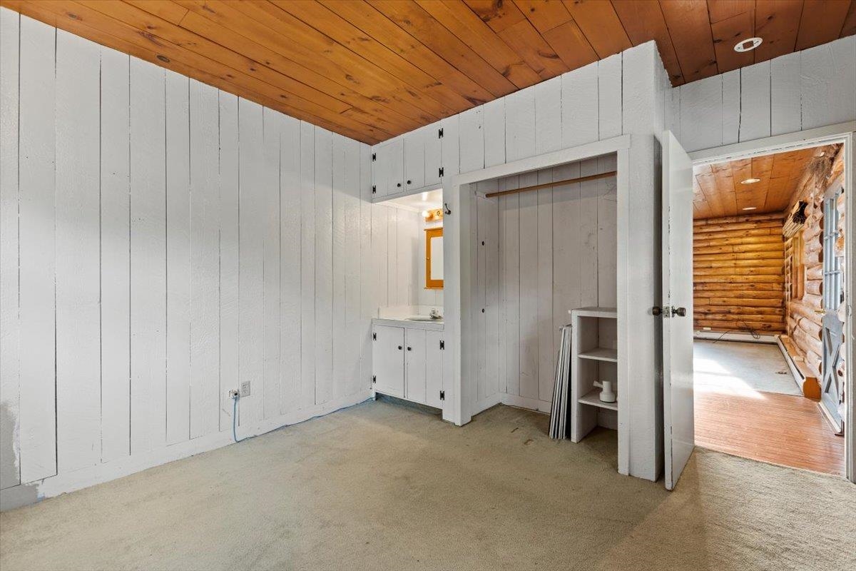 1638 Depot Street Property Photo 10
