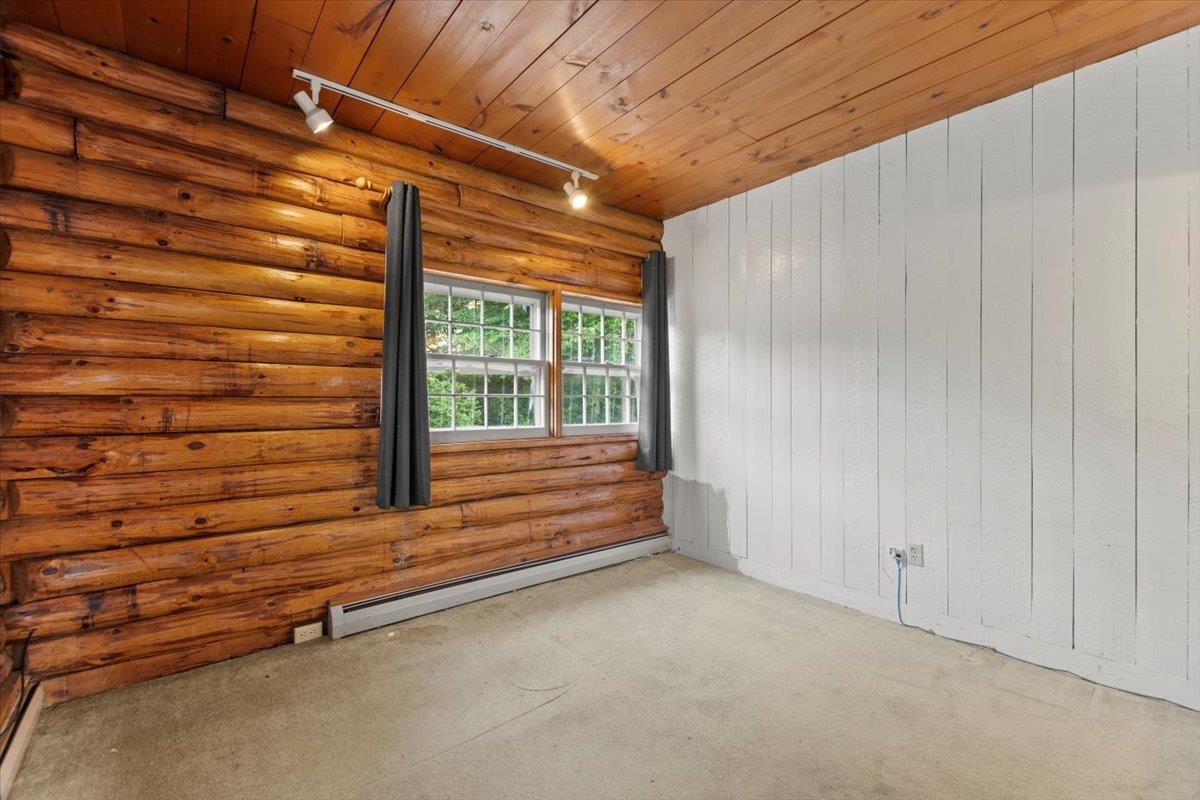 1638 Depot Street Property Photo 13