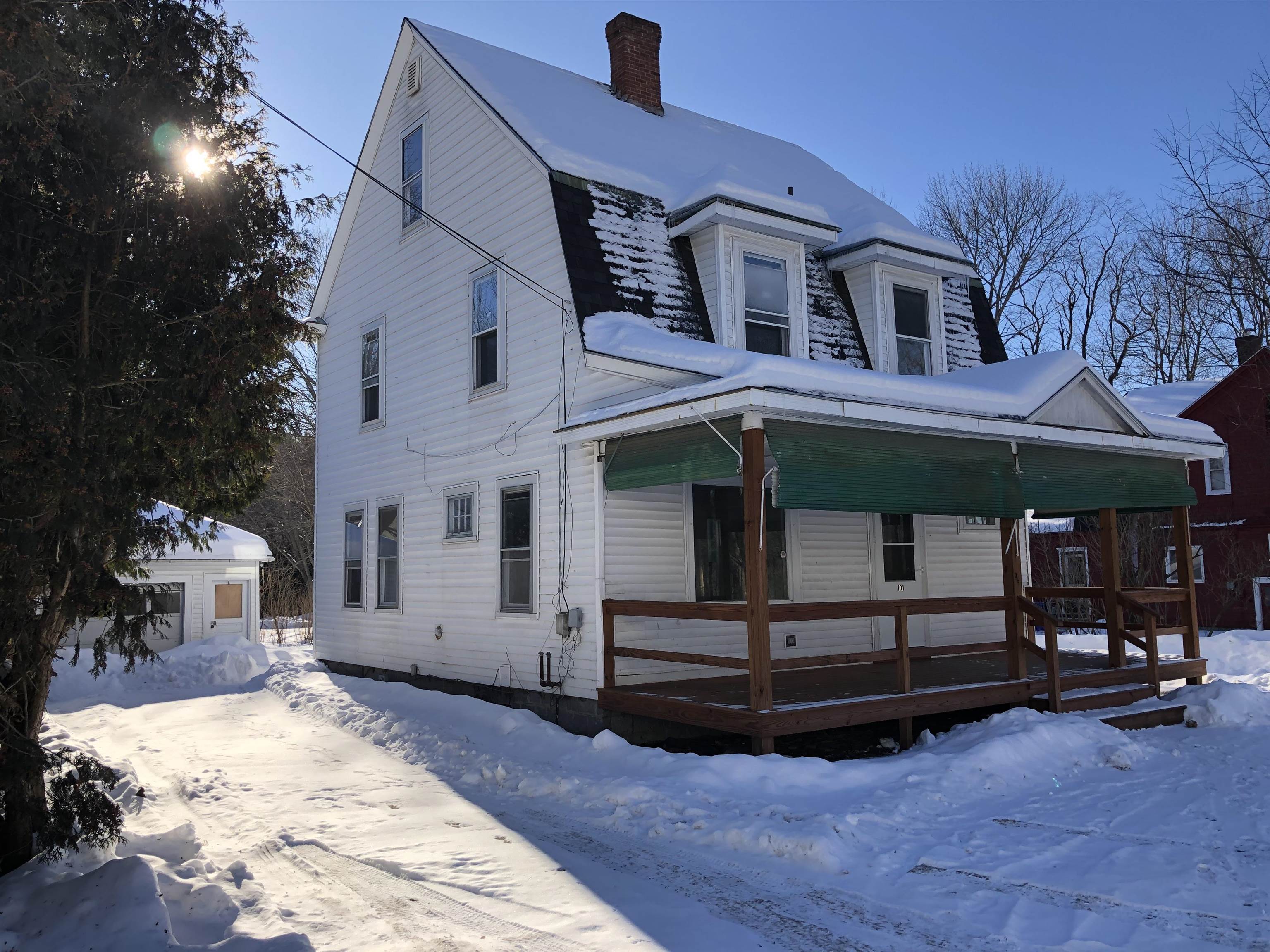 101 Washington Street Property Photo