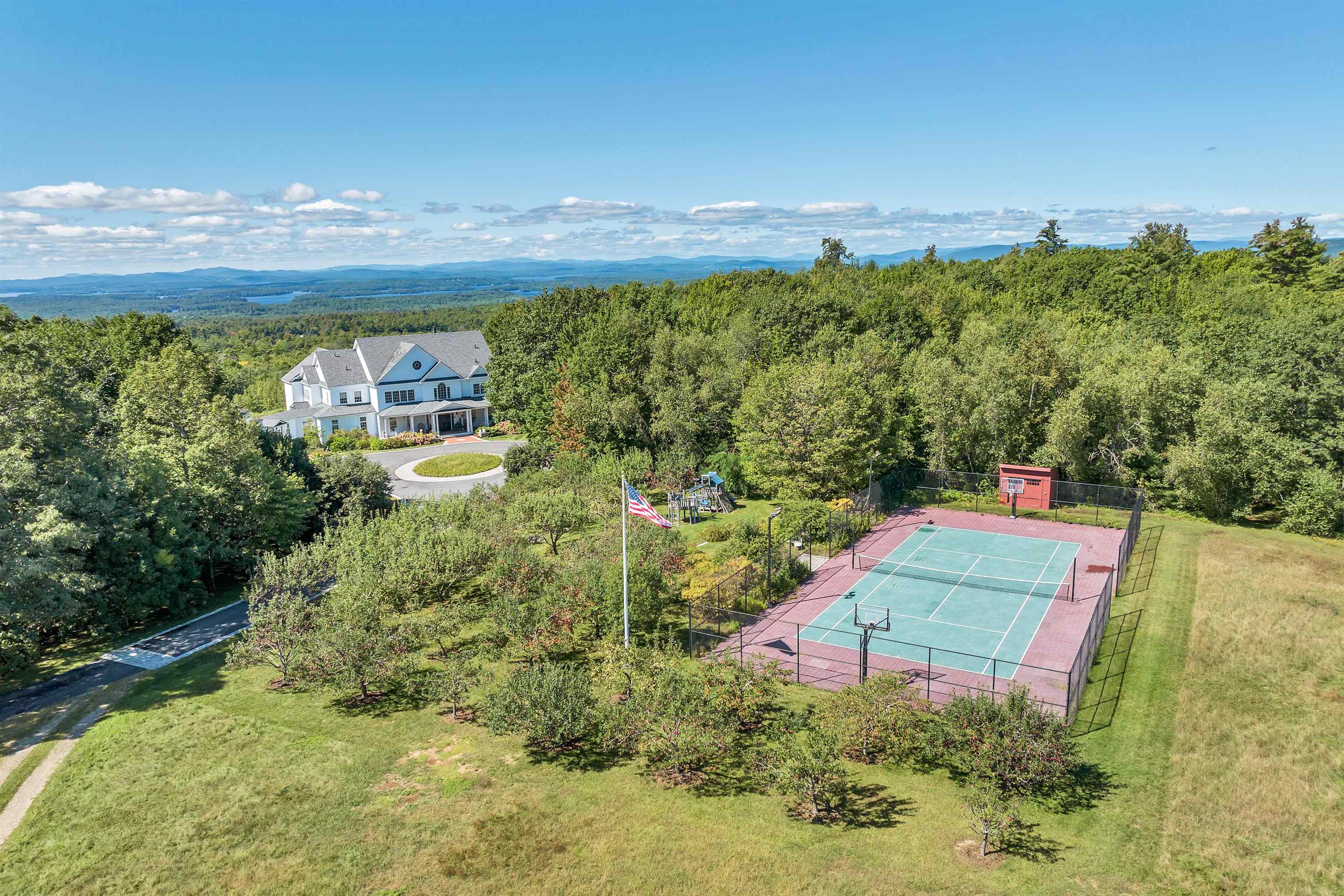 137 Brown Road Property Photo 6