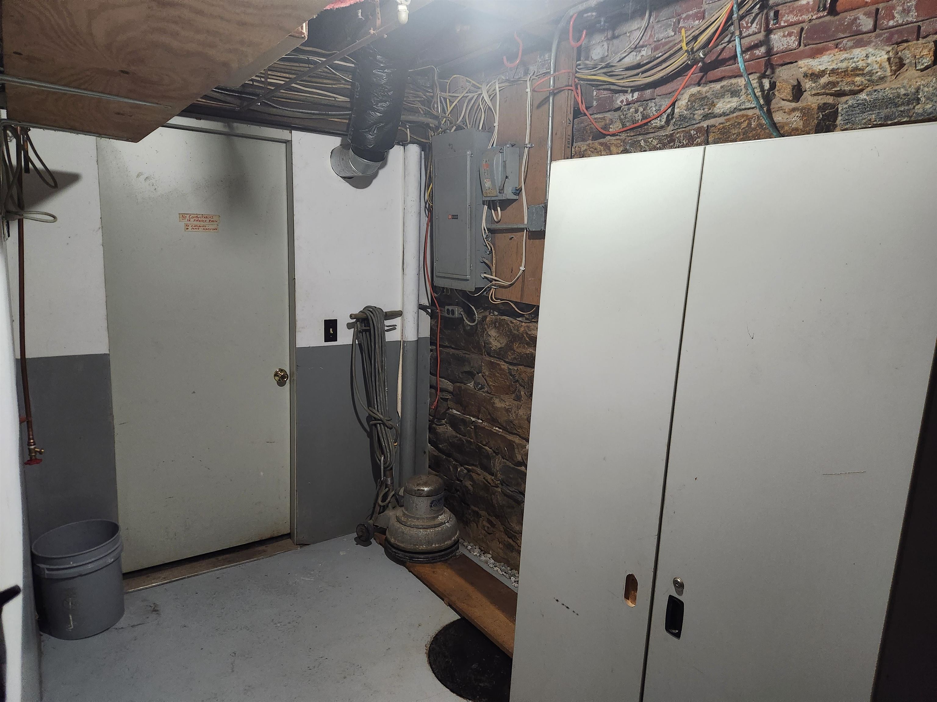 12 Plains Road Property Photo 31