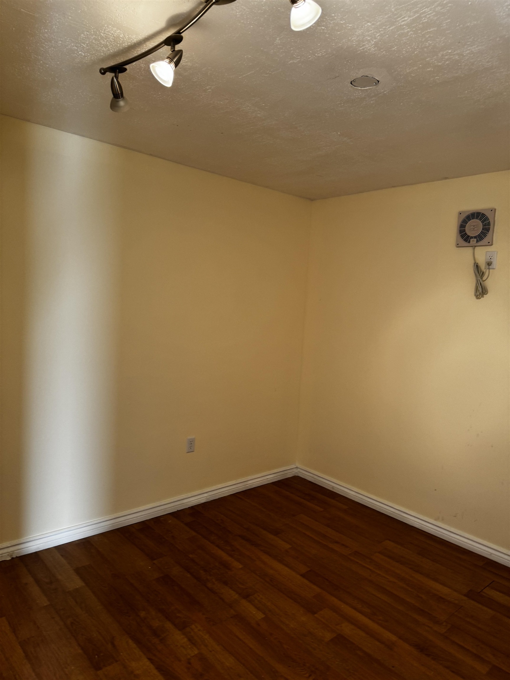 238 Central Street Property Photo 8