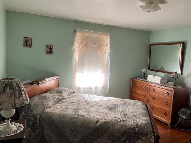 11 Essex Street Property Photo 10