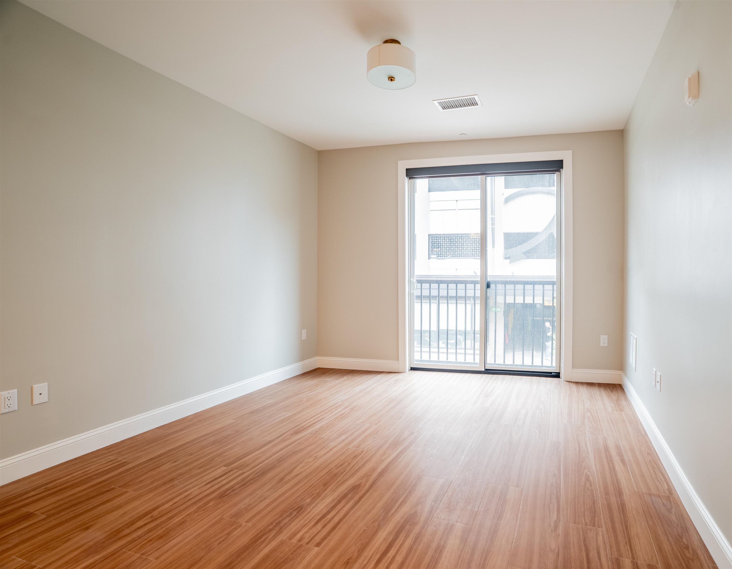 99 Foundry Place Property Photo 8