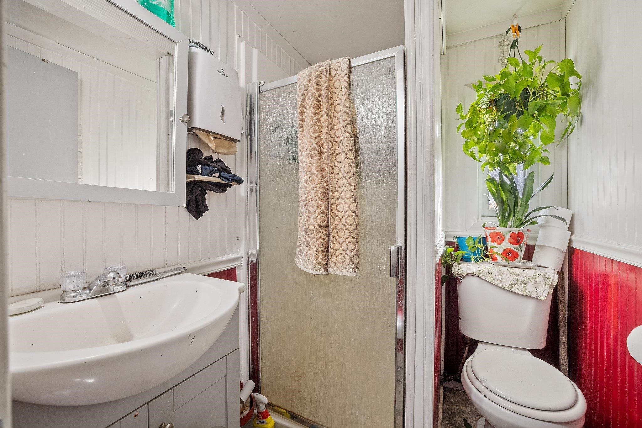 11 Lakeview Avenue Property Photo 22
