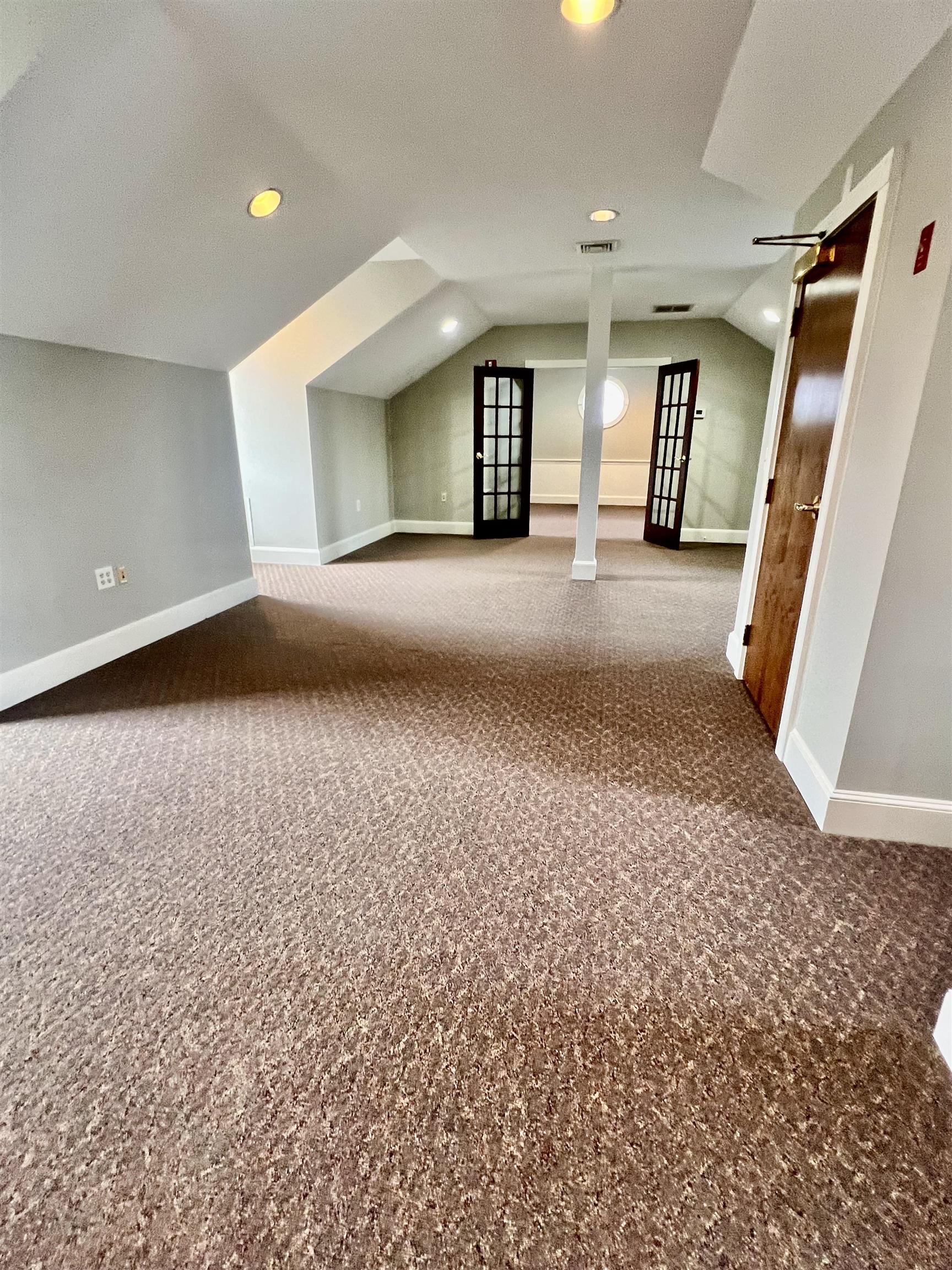 155 Lafayette Road Property Photo 16