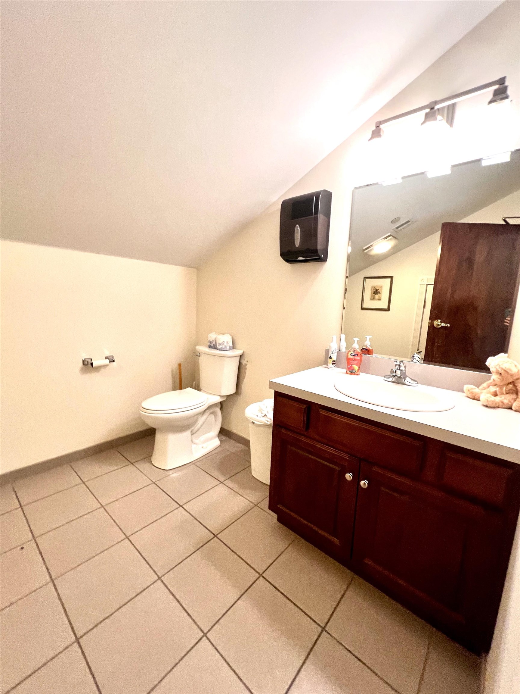 155 Lafayette Road Property Photo 22