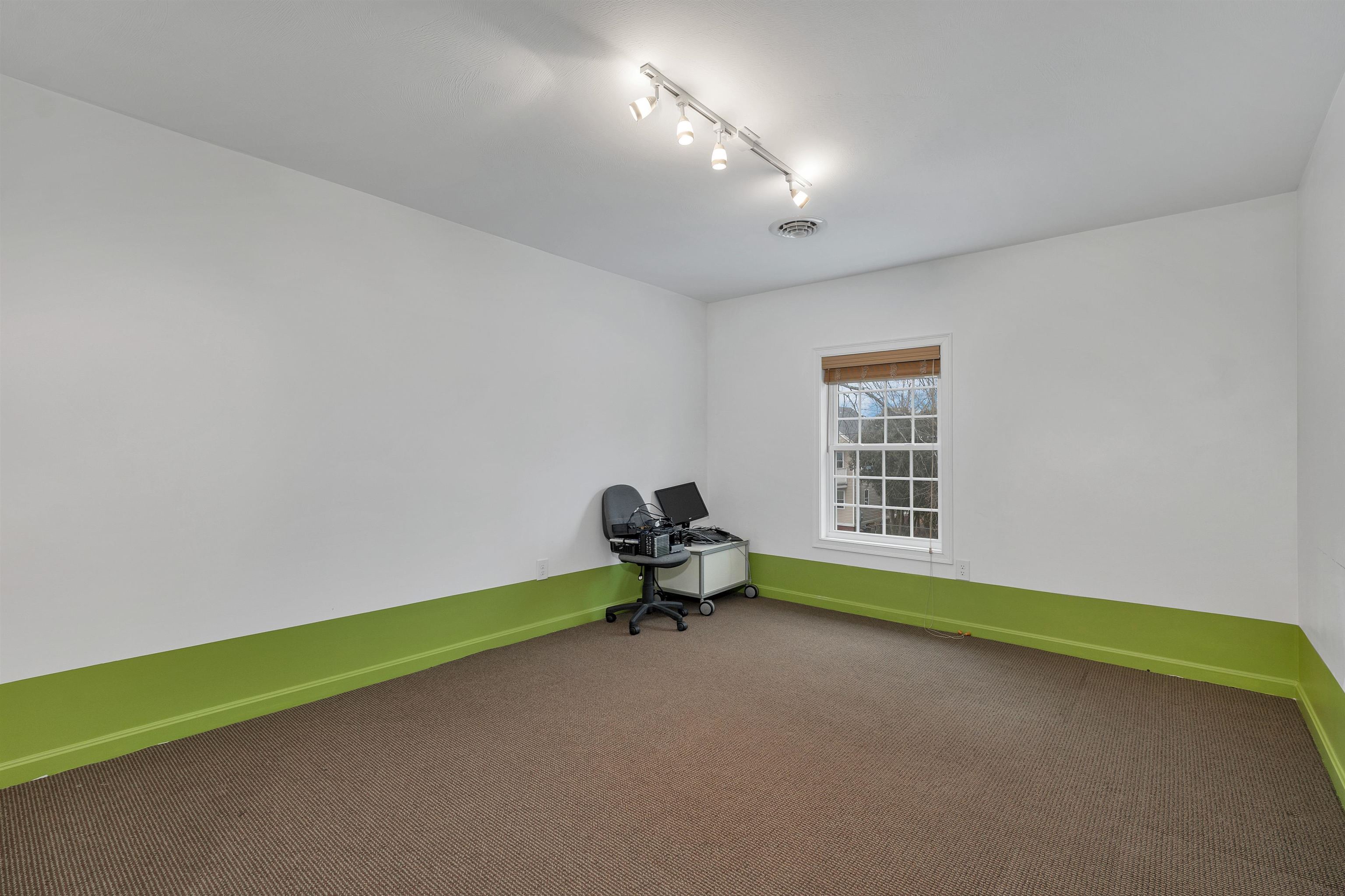35 Third Street Property Photo 15