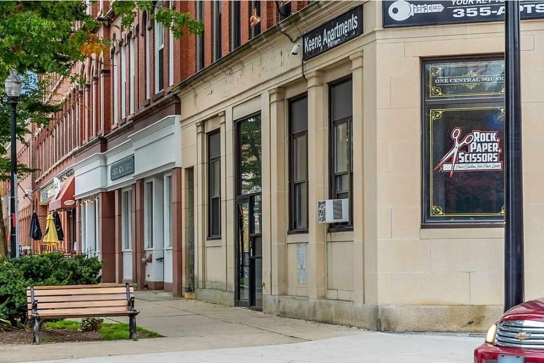 1 Central Square Property Photo 1