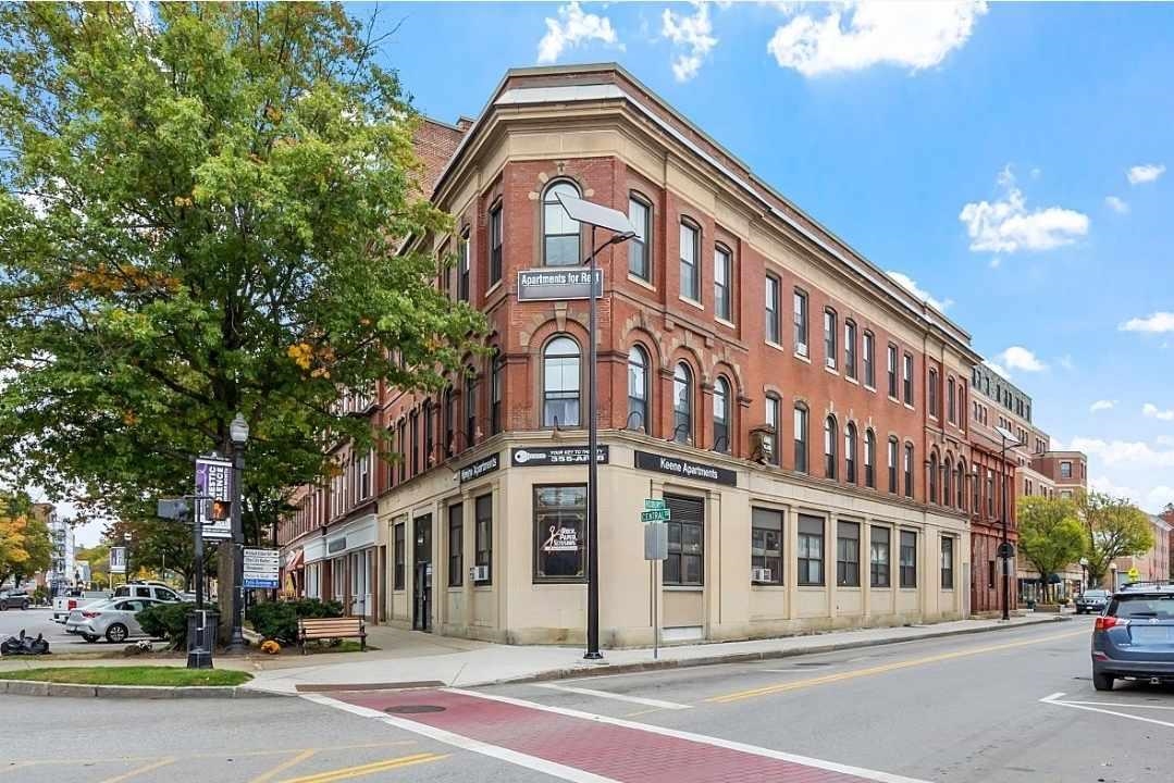 1 Central Square Property Photo 2