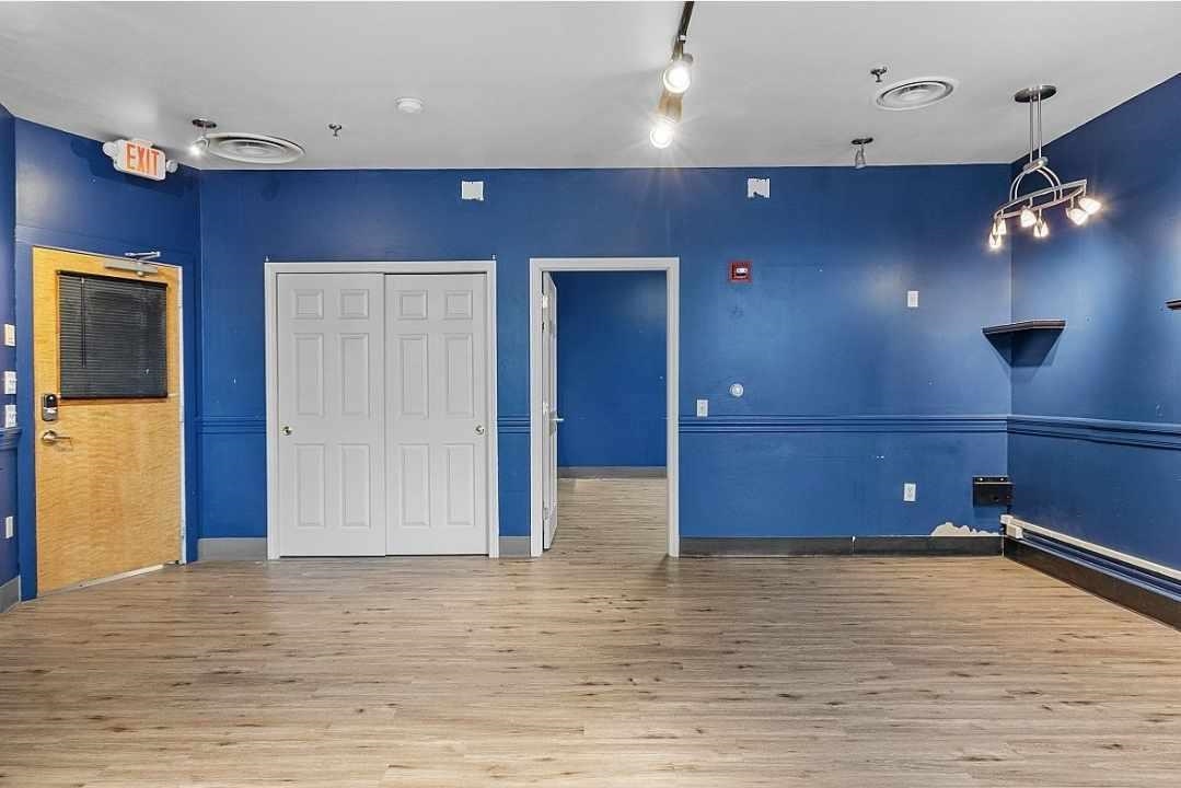 1 Central Square Property Photo 6