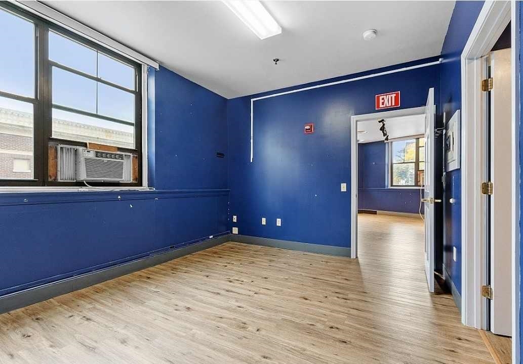 1 Central Square Property Photo 8