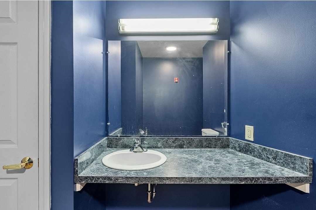 1 Central Square Property Photo 10