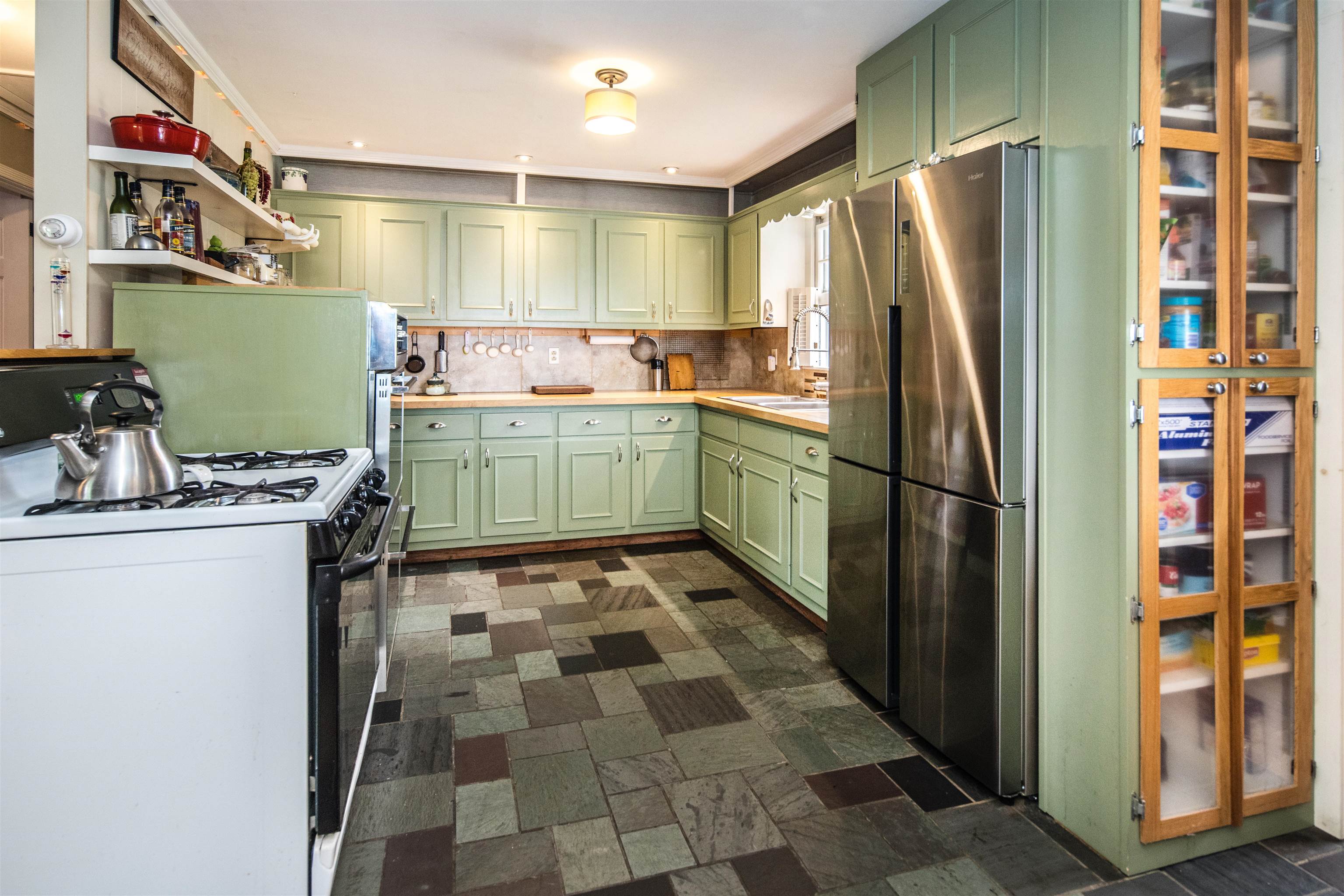 10 Old Town Road Property Photo 5