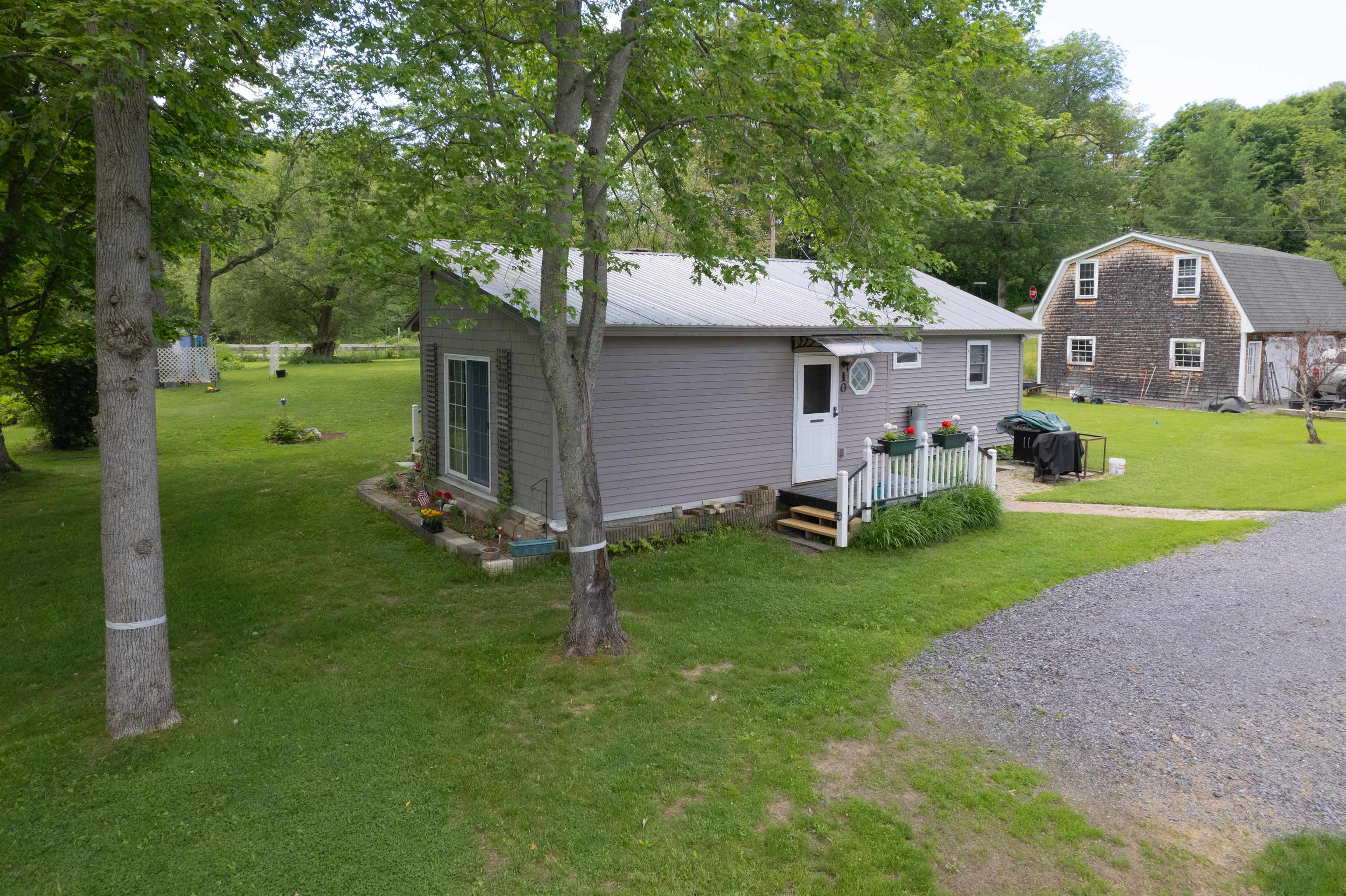 10 Old Town Road Property Photo 22