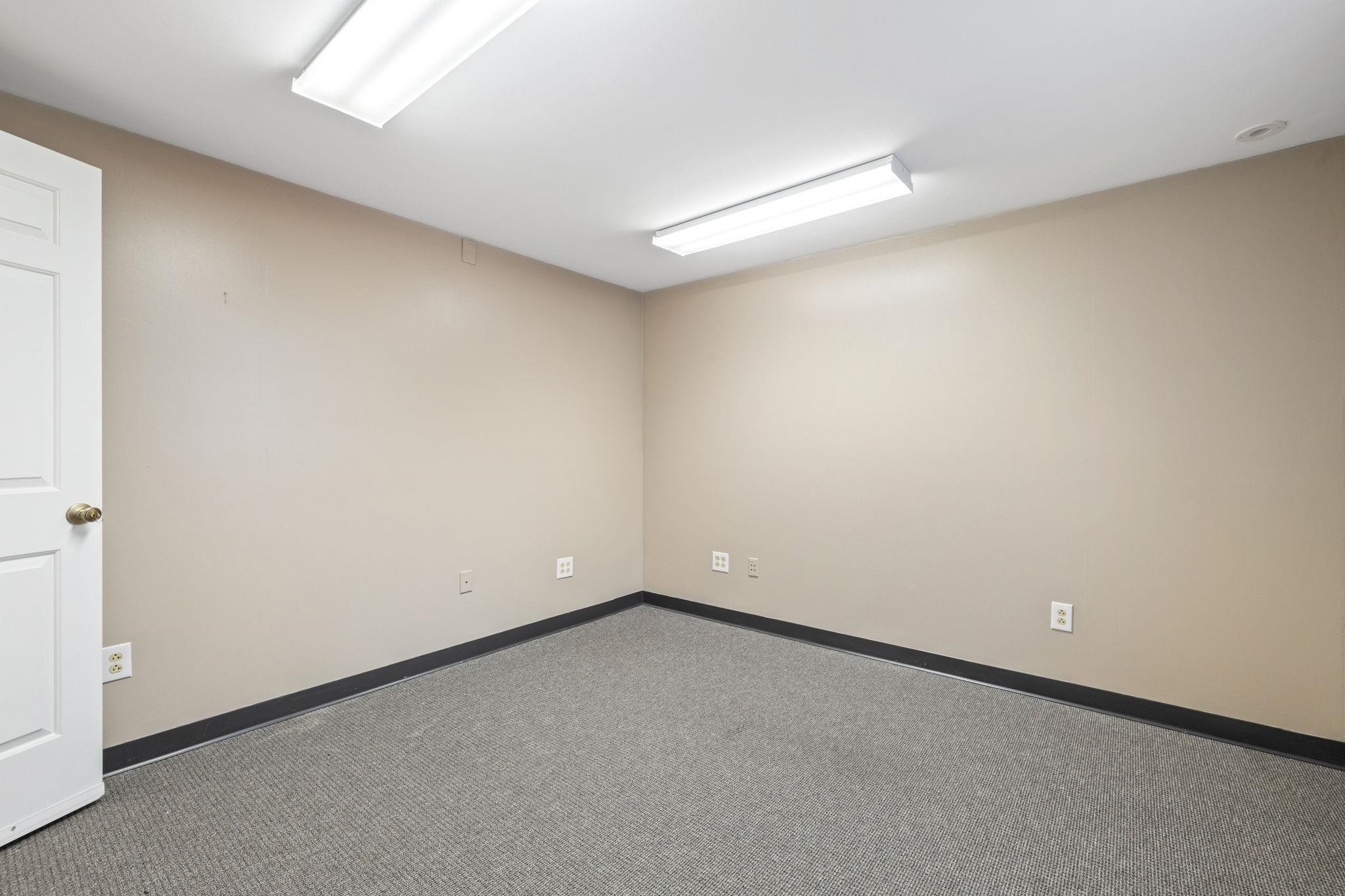 44 Newmarket Road Property Photo 34