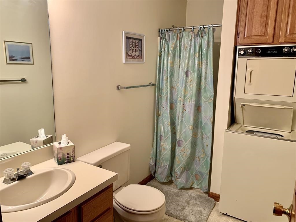 61 Woodbury Drive Property Photo 14