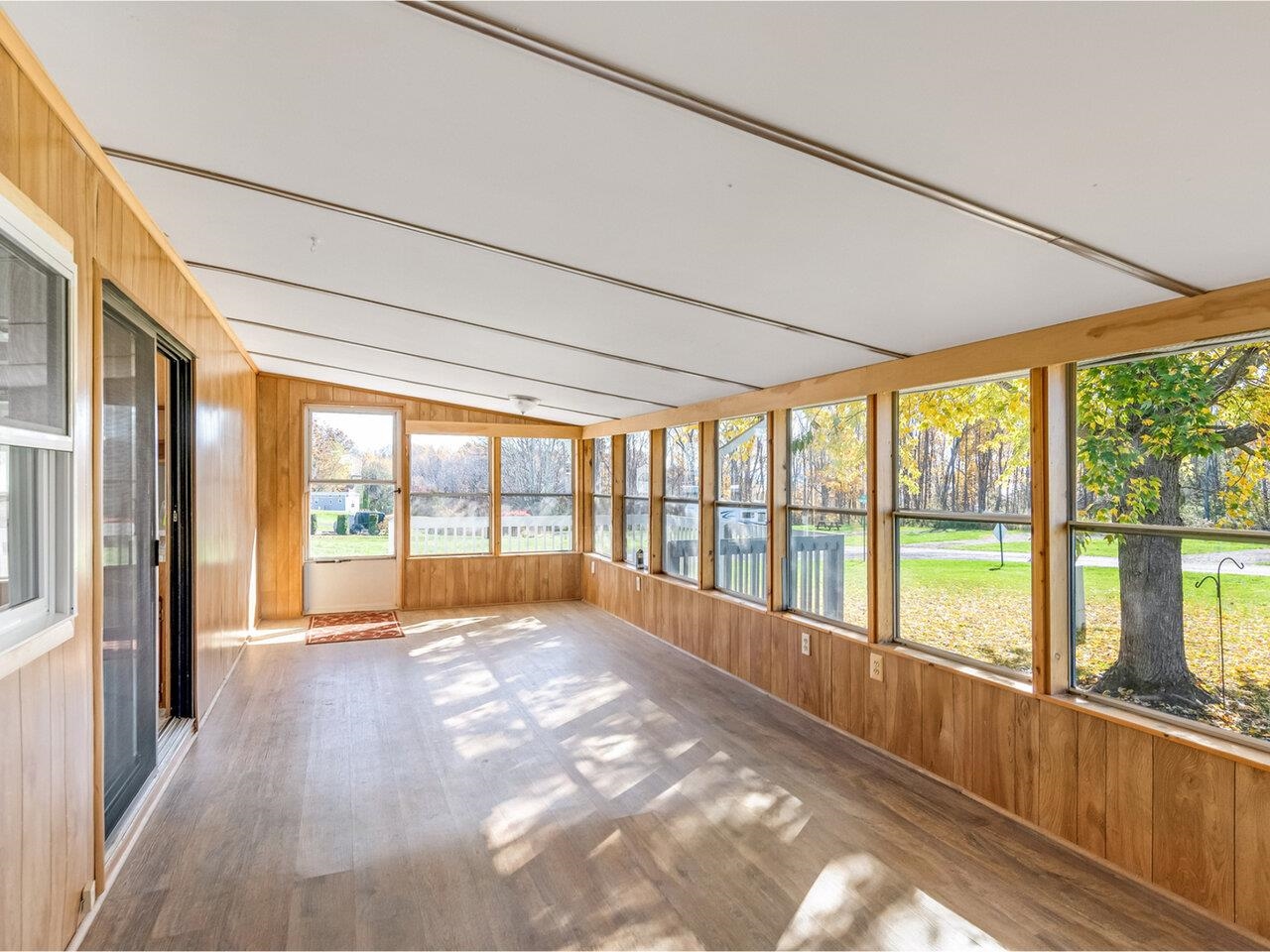 24 Island Circle Property Photo 3