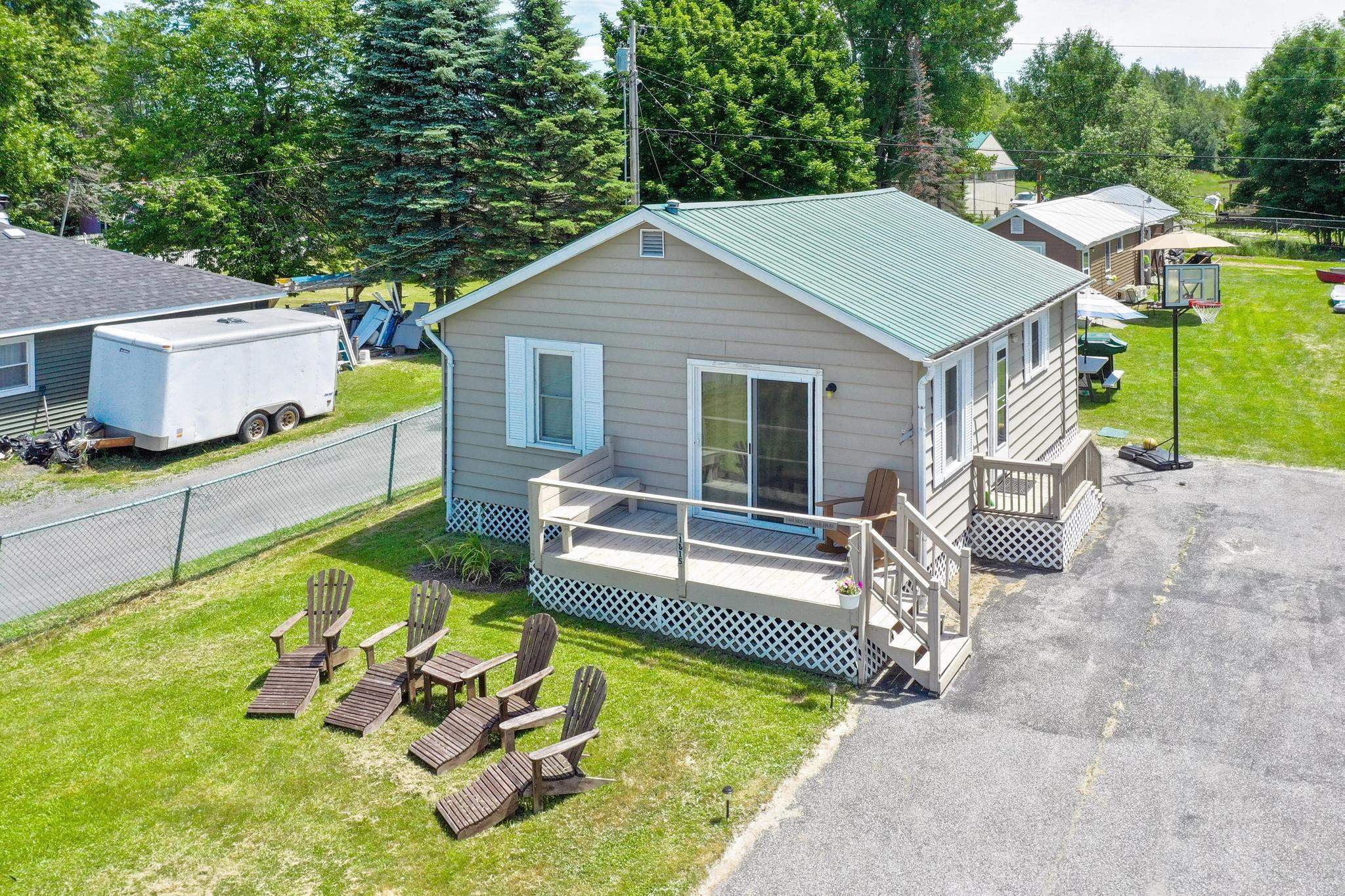 1815 West Shore Road Property Photo 2