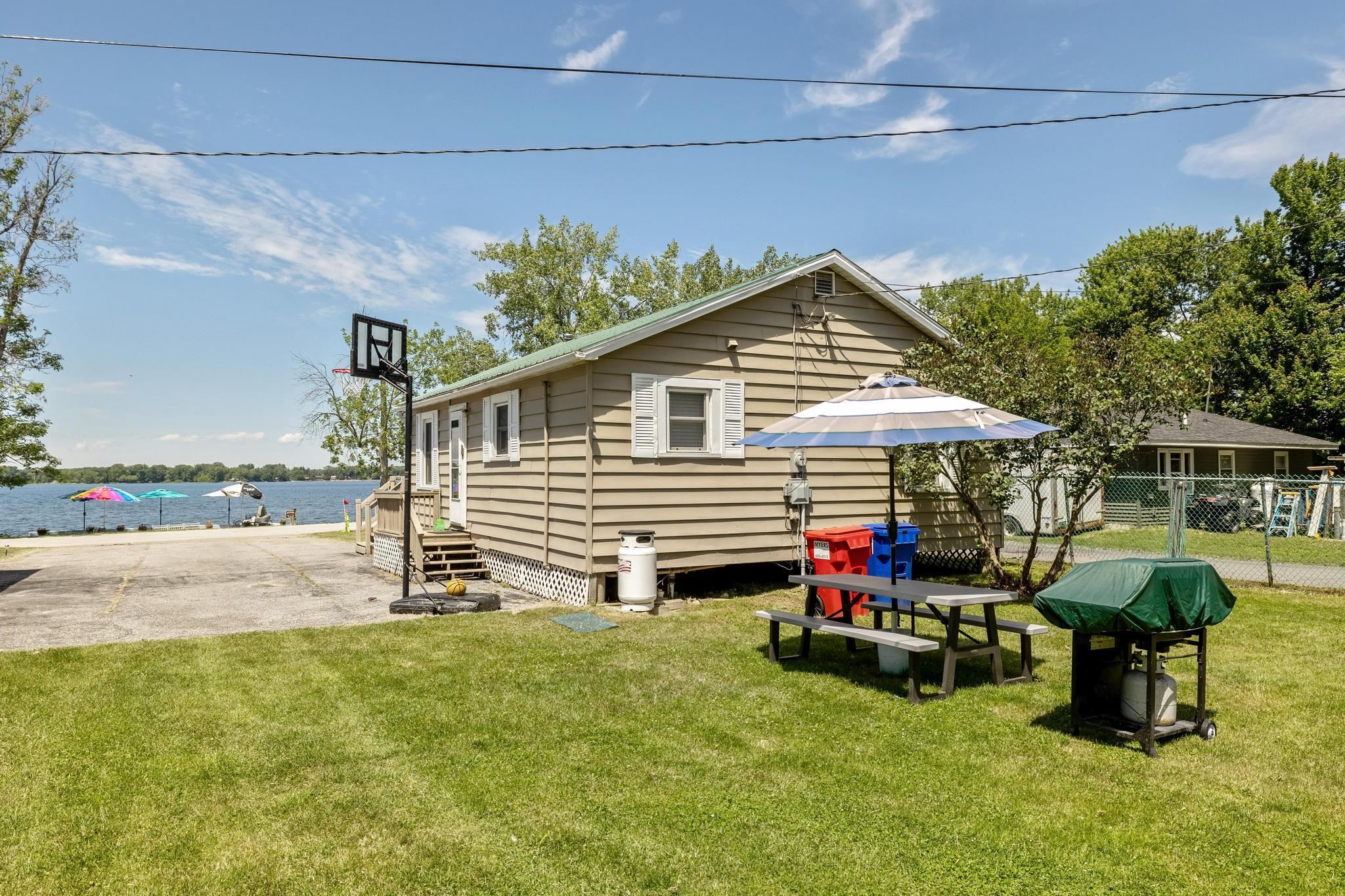 1815 West Shore Road Property Photo 7